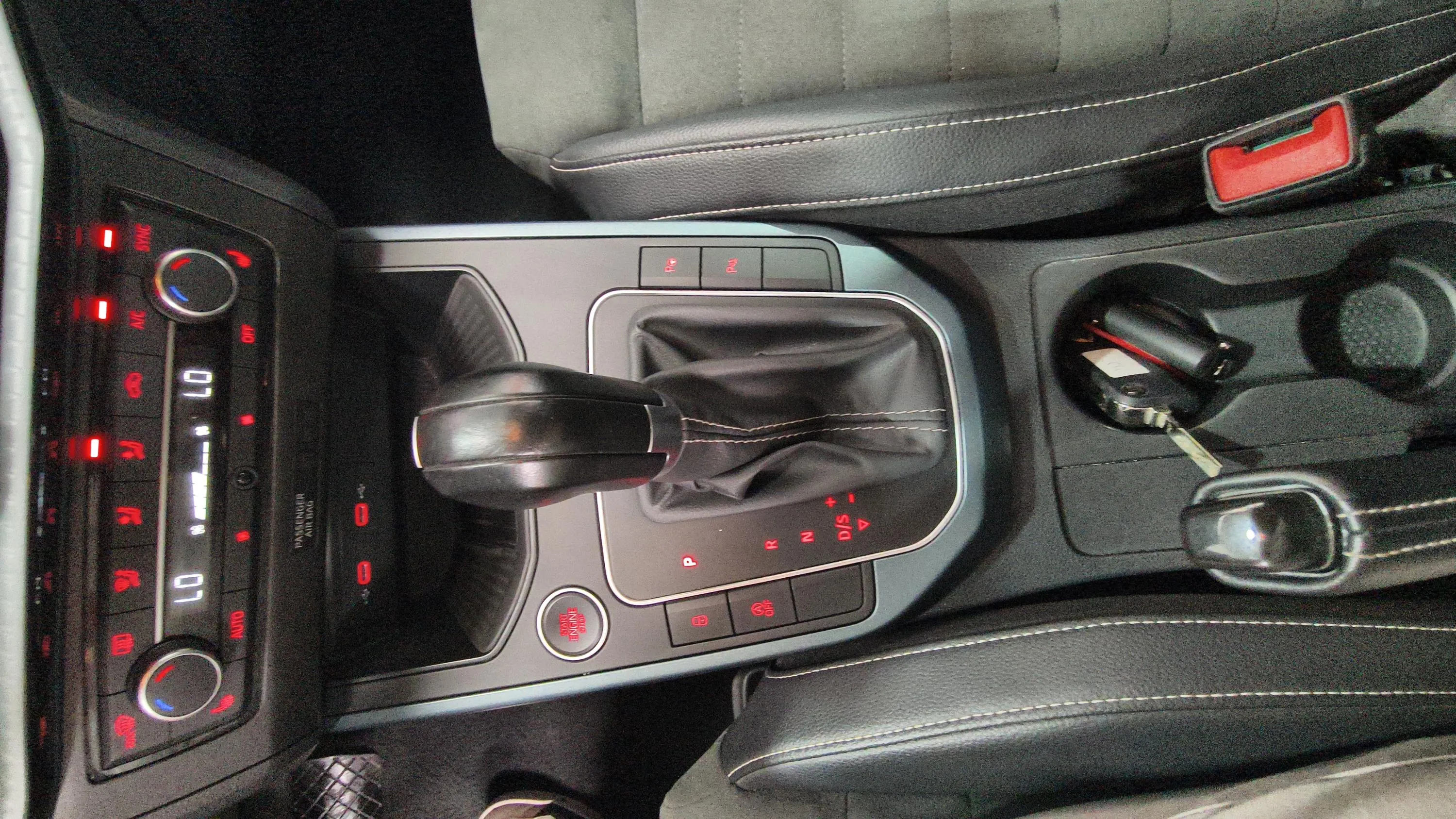 SEAT Arona 1.5 TSI DSG Xperience Special Ed - foto 21