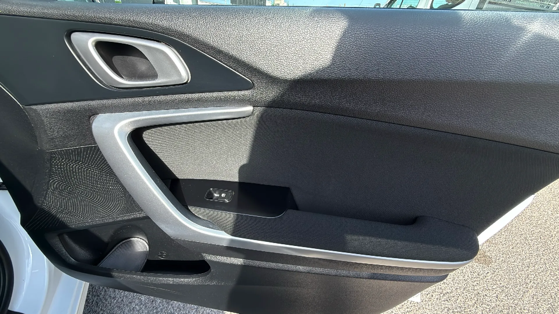 Kia Ceed 1.6 MHEV iMT Drive - foto 15