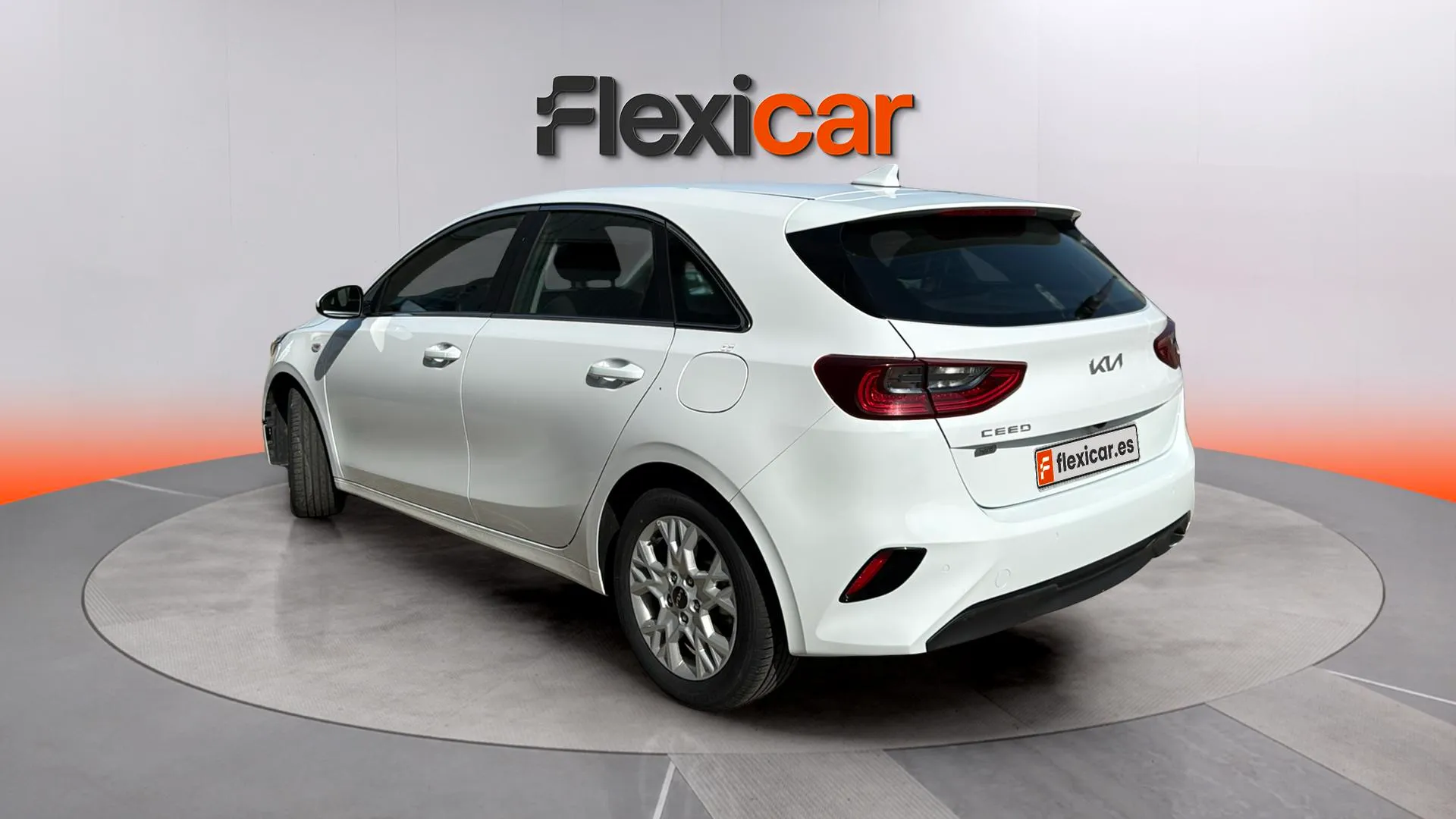 Kia Ceed 1.6 MHEV iMT Drive - foto 5