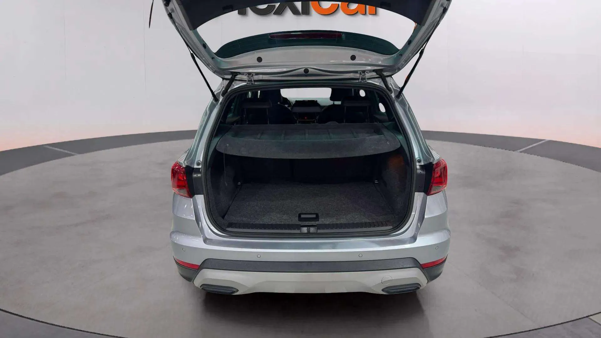 SEAT Arona 1.5 TSI DSG Special Edition - foto 9