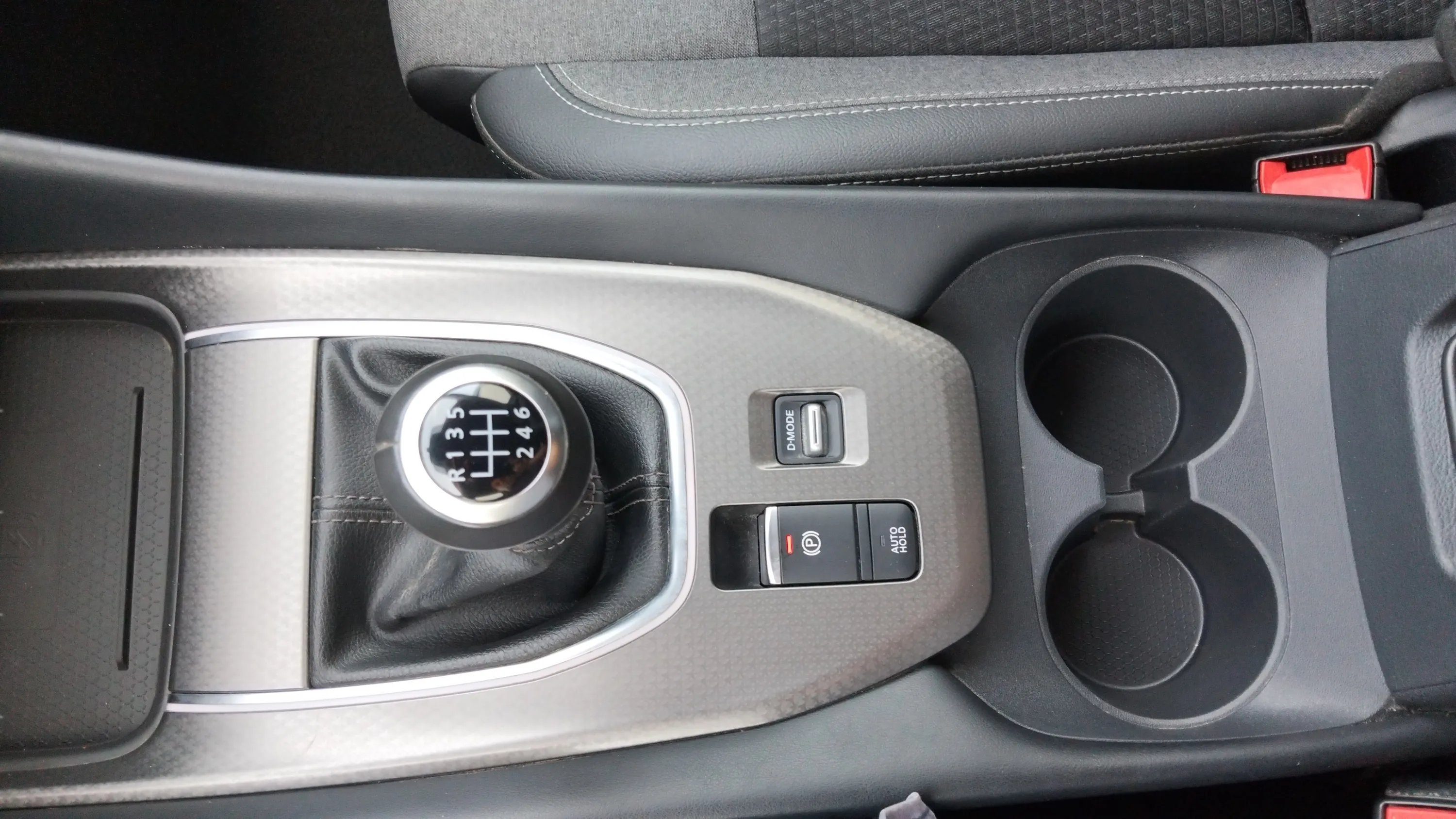 Nissan Qashqai DIG-T N-Connecta - foto 26