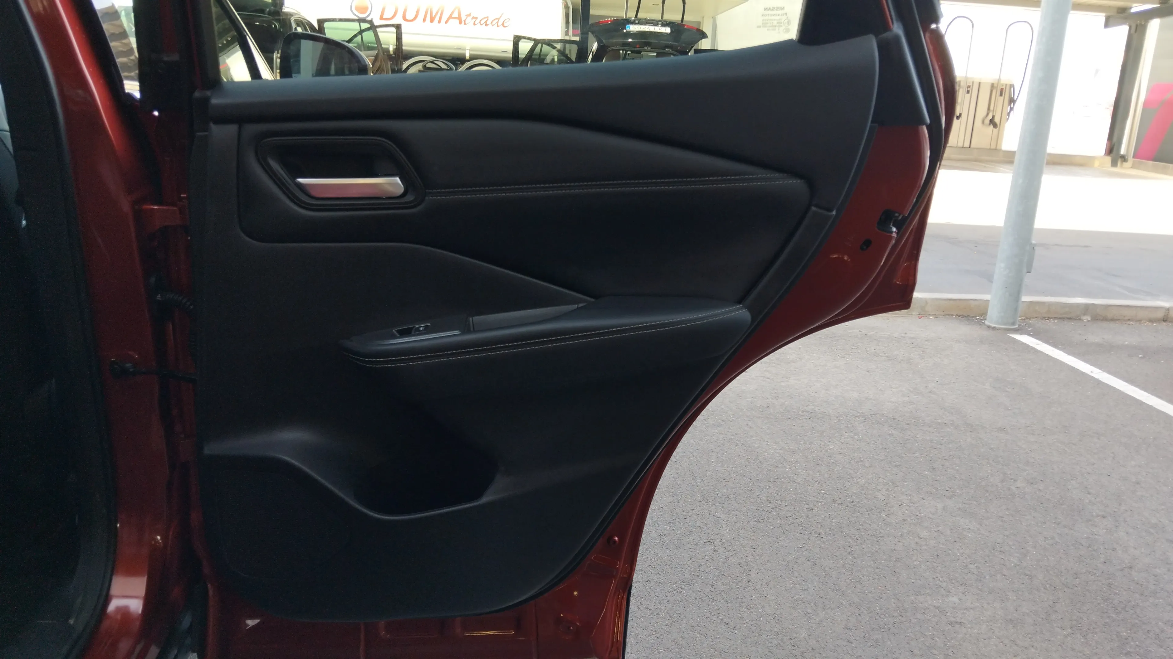 Nissan Qashqai DIG-T N-Connecta - foto 19