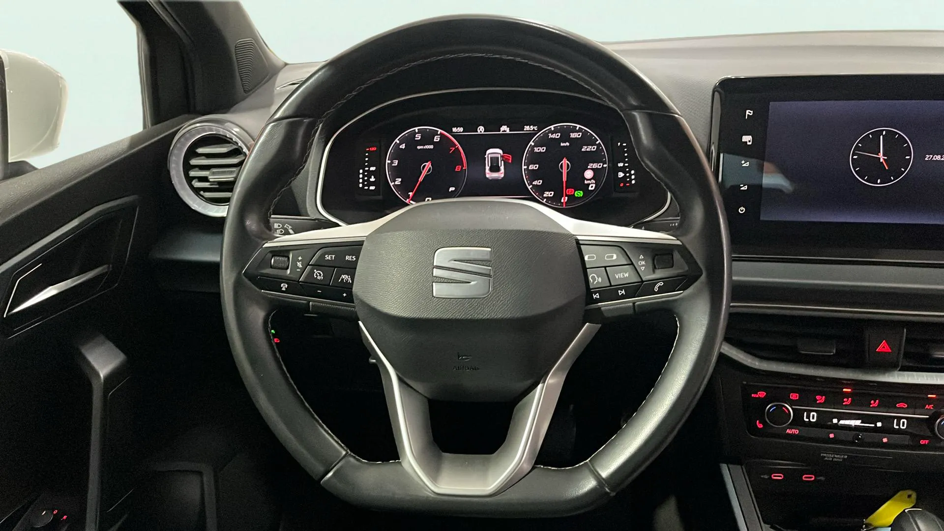 SEAT Arona 1.5 TSI DSG Special Edition - foto 11