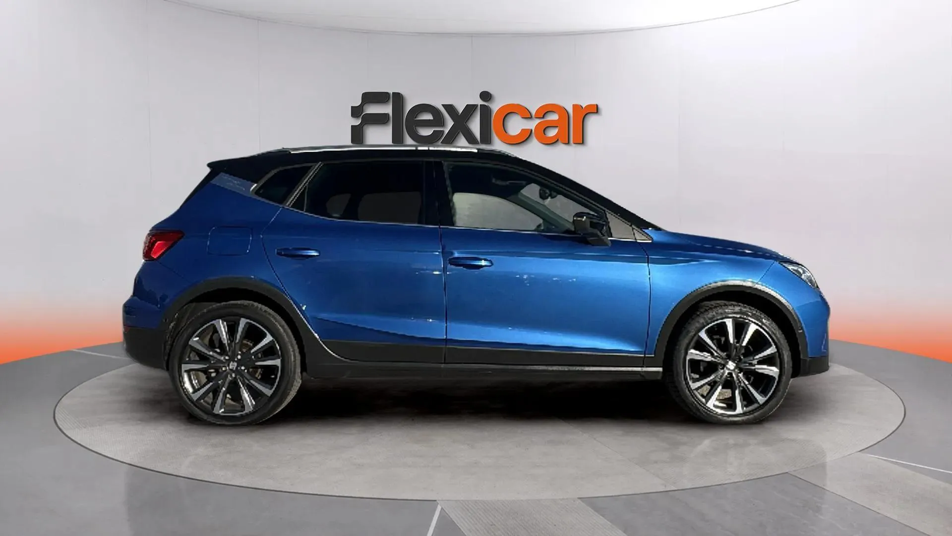 SEAT Arona 1.5 TSI DSG Special Edition - foto 3