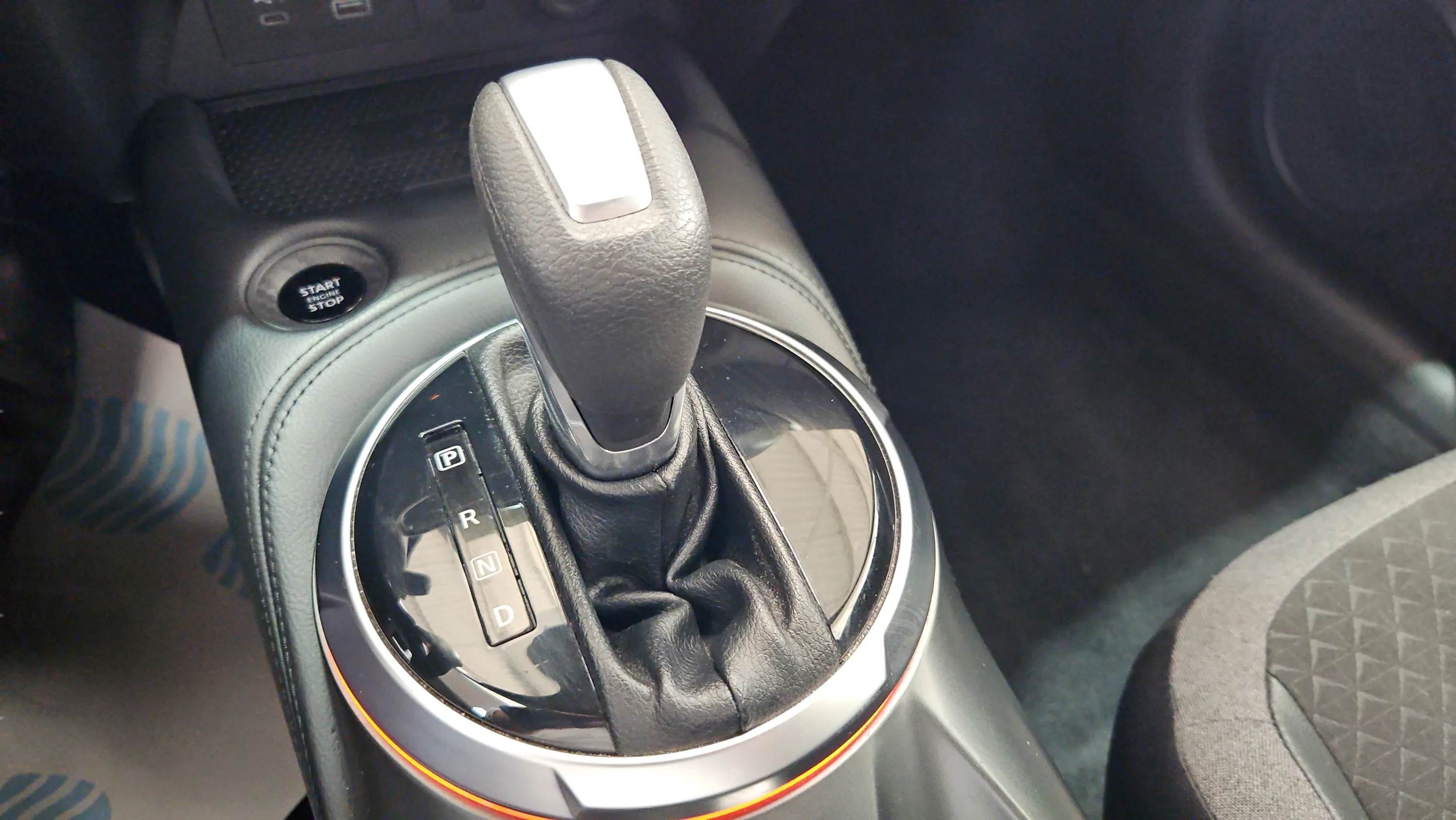 Nissan Juke DIG-T DCT N-Connecta - foto 14