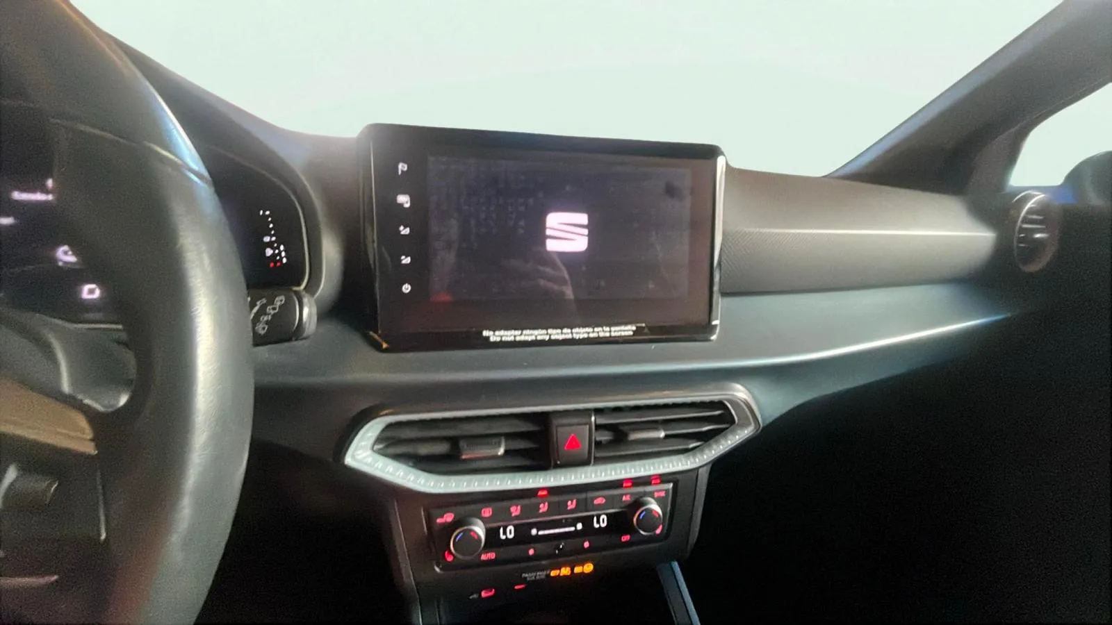 SEAT Arona 1.5 TSI DSG Special Edition - foto 10