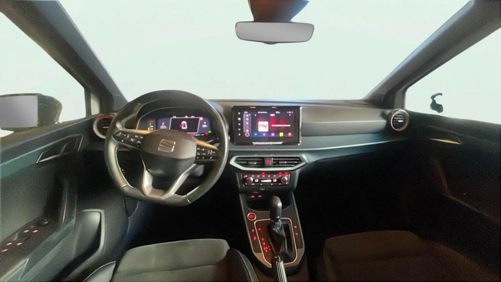 SEAT Arona 1.5 TSI DSG Special Edition - foto 7