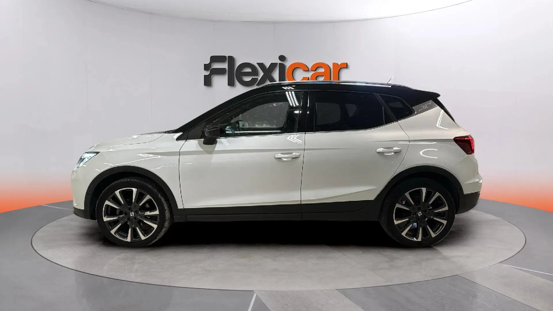 SEAT Arona 1.5 TSI DSG FR Special Ed - foto 4