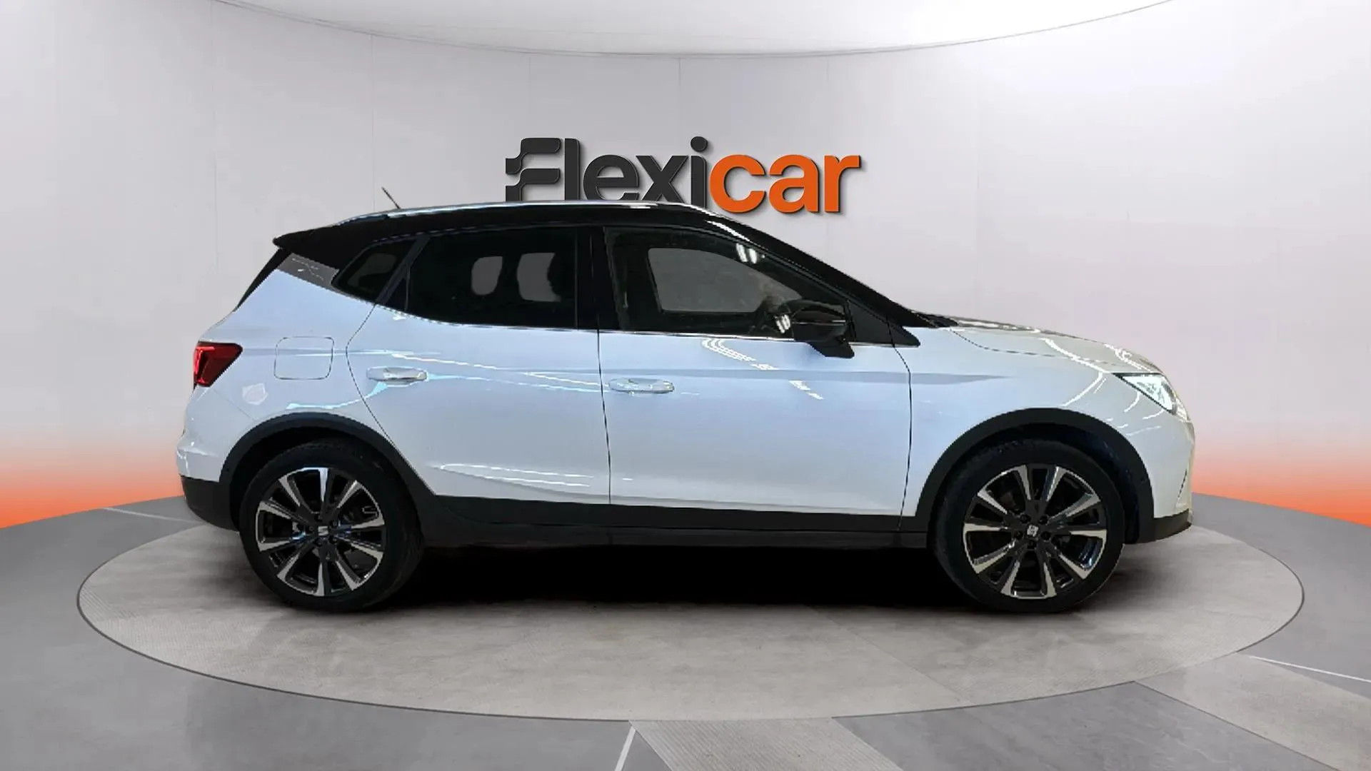 SEAT Arona 1.5 TSI DSG FR Special Ed - foto 8
