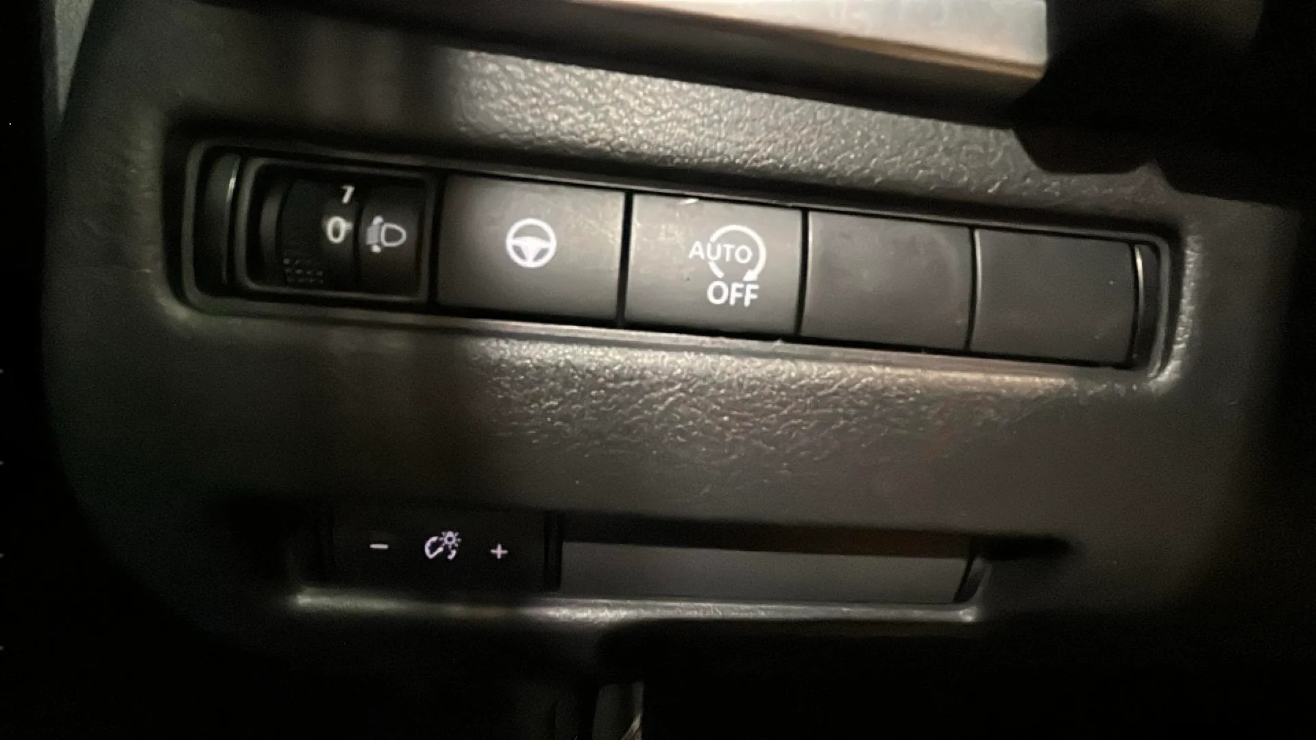 Nissan Qashqai DIG-T N-Connecta - foto 19