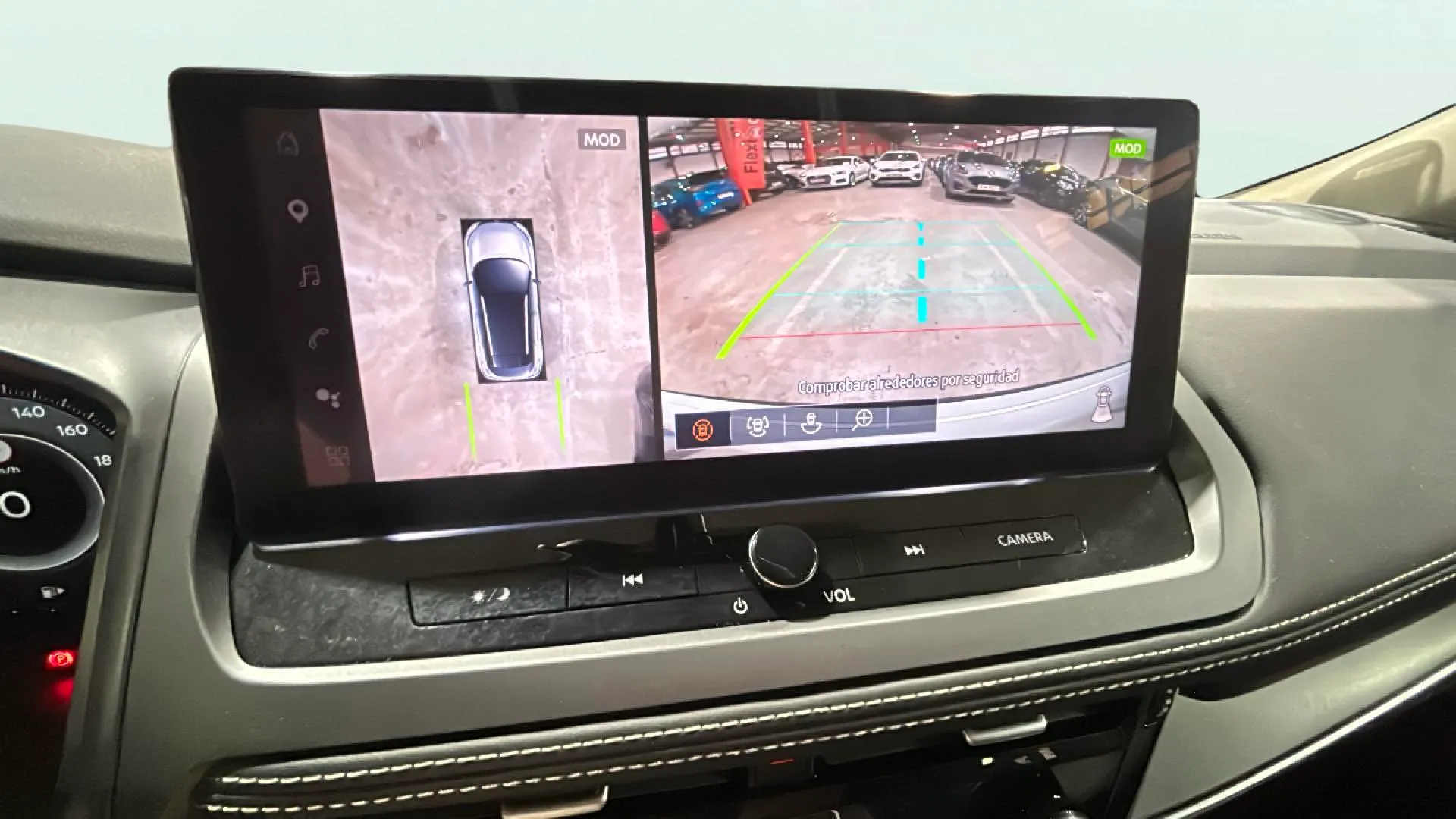 Nissan Qashqai DIG-T N-Connecta - foto 22