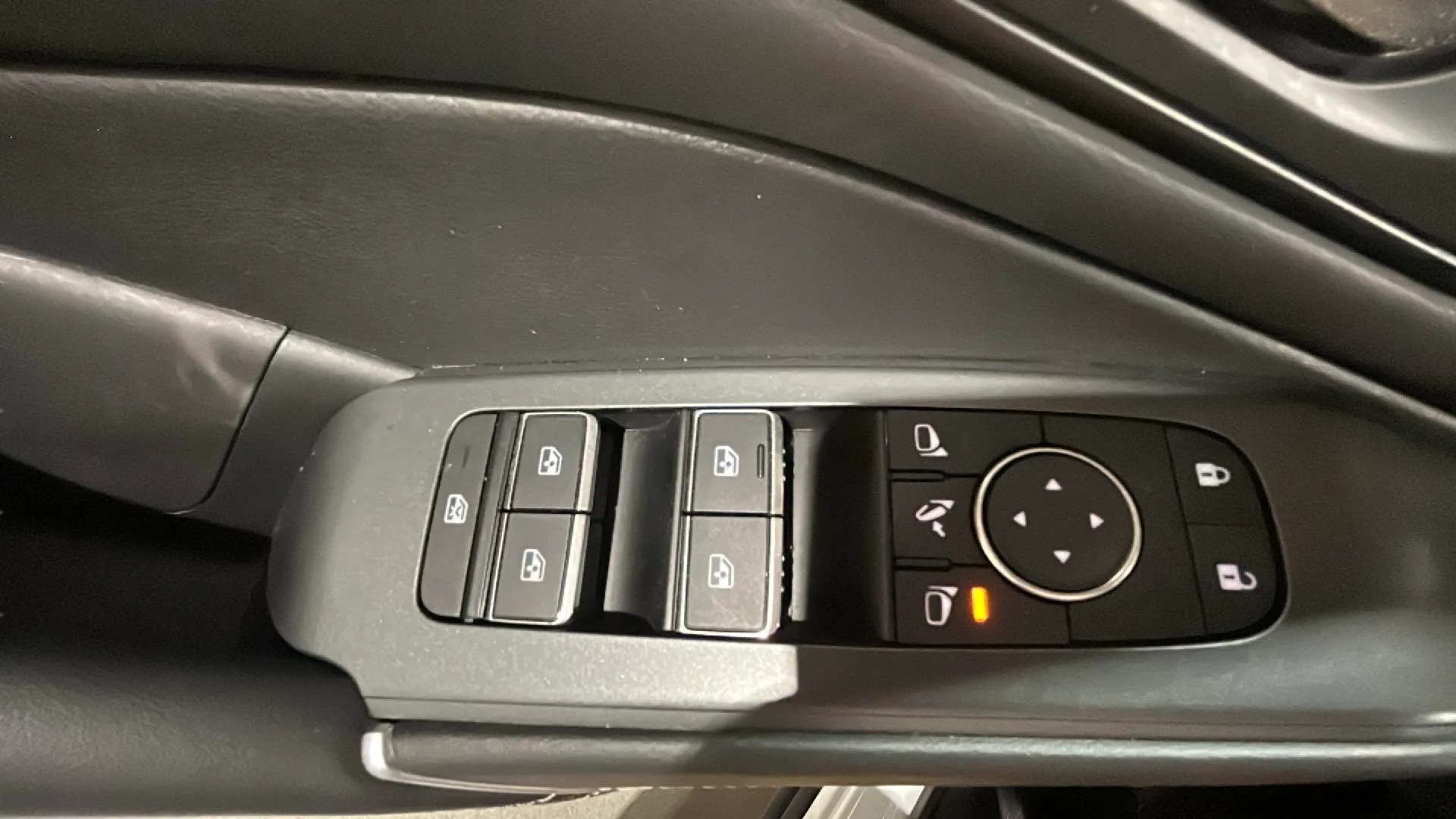 Nissan Qashqai DIG-T N-Connecta - foto 20