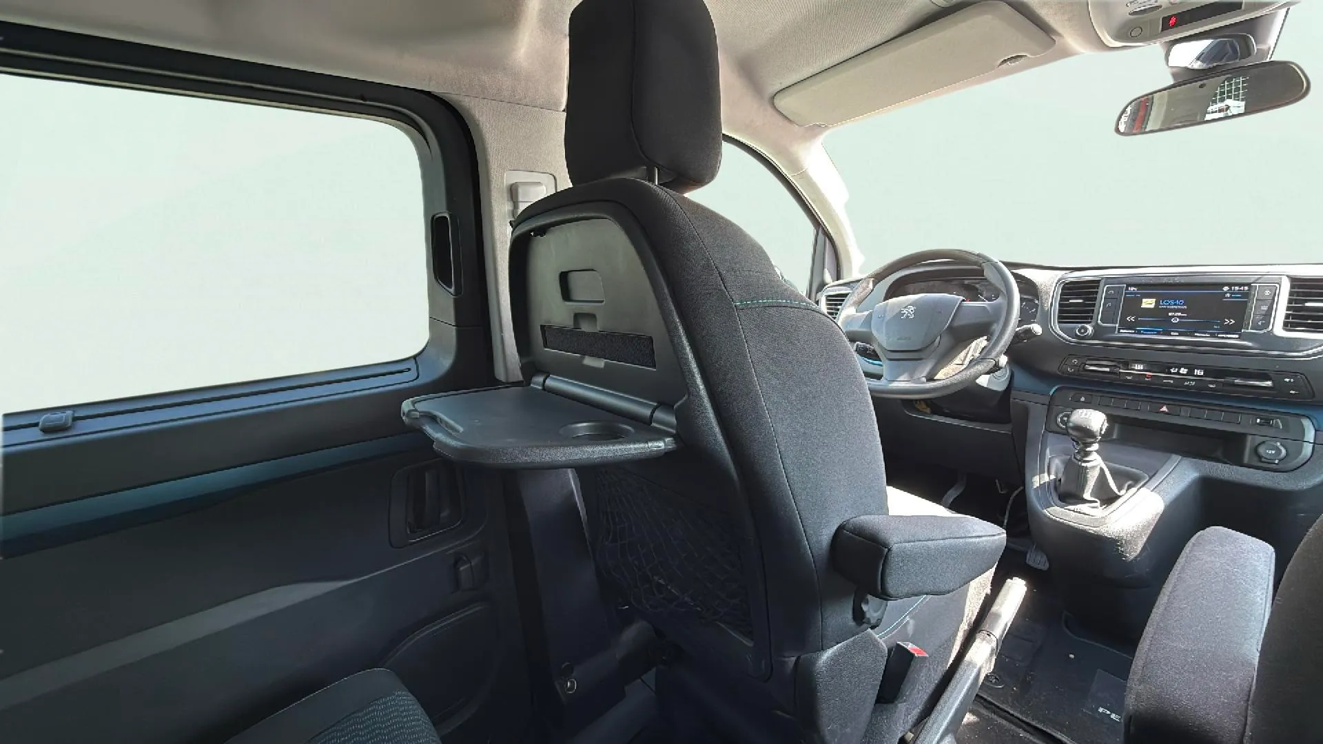 Peugeot Traveller Active BlueHDi Long - foto 25