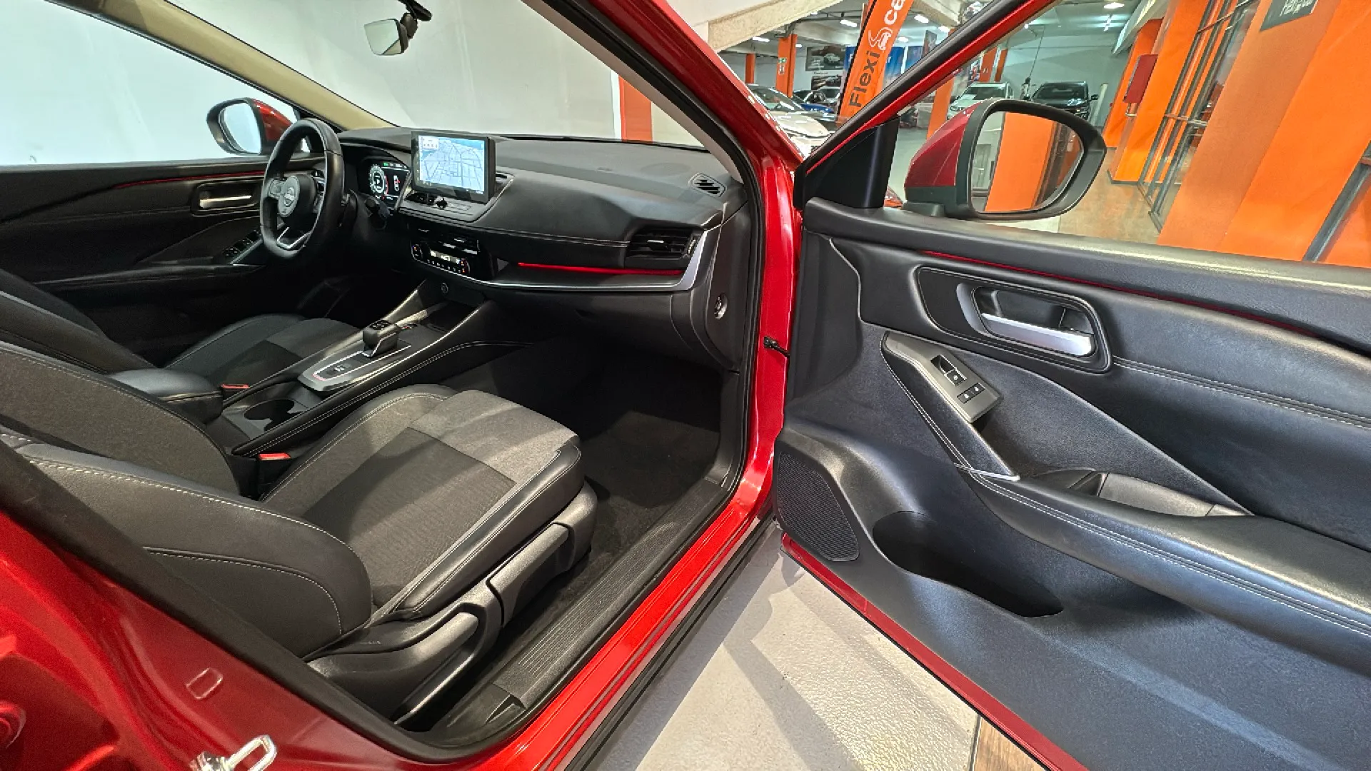 Nissan Qashqai DIG-T CVT N-Connecta - foto 28