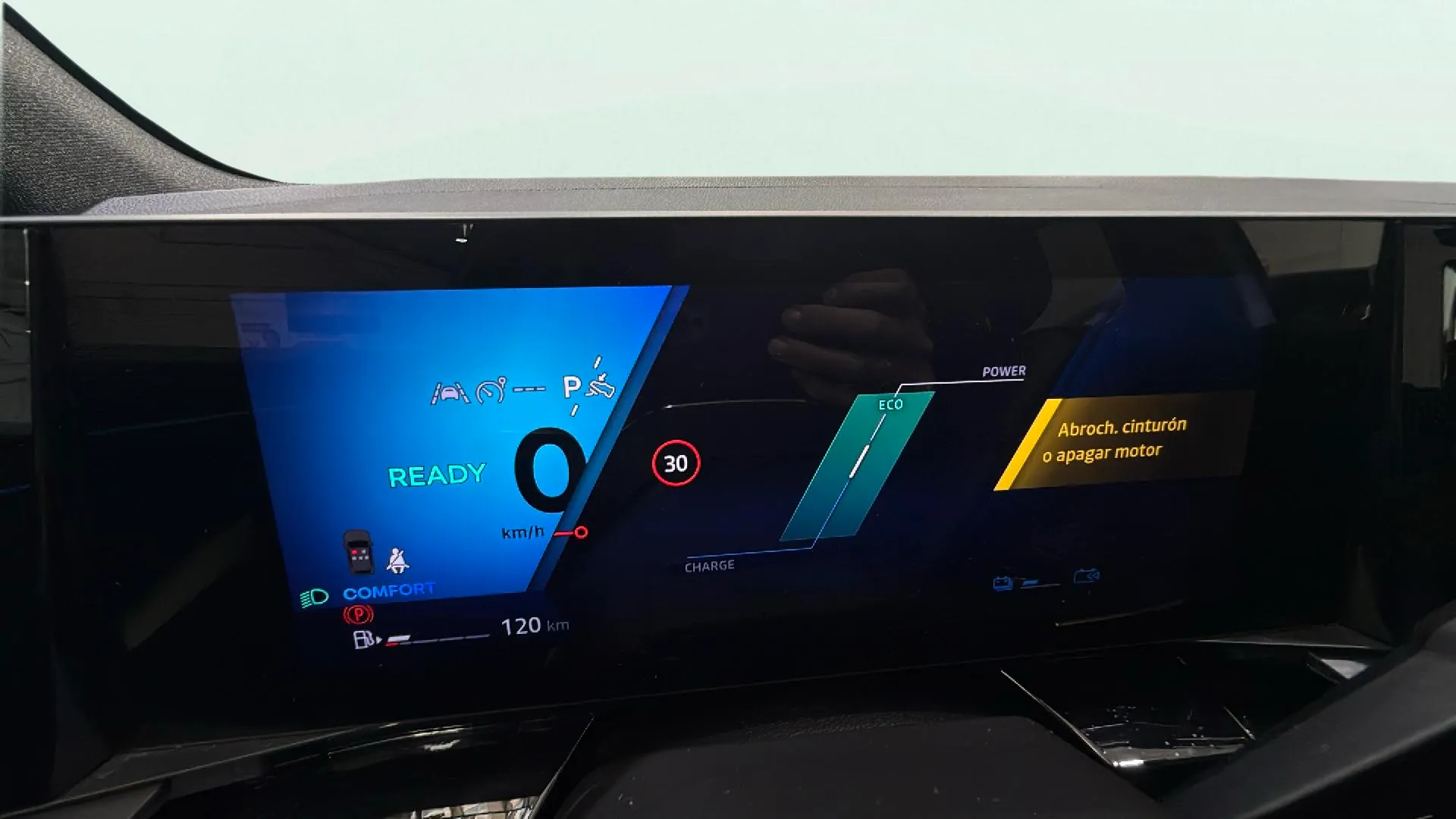 Renault Austral Techno E-Tech Full Hybrid - foto 12