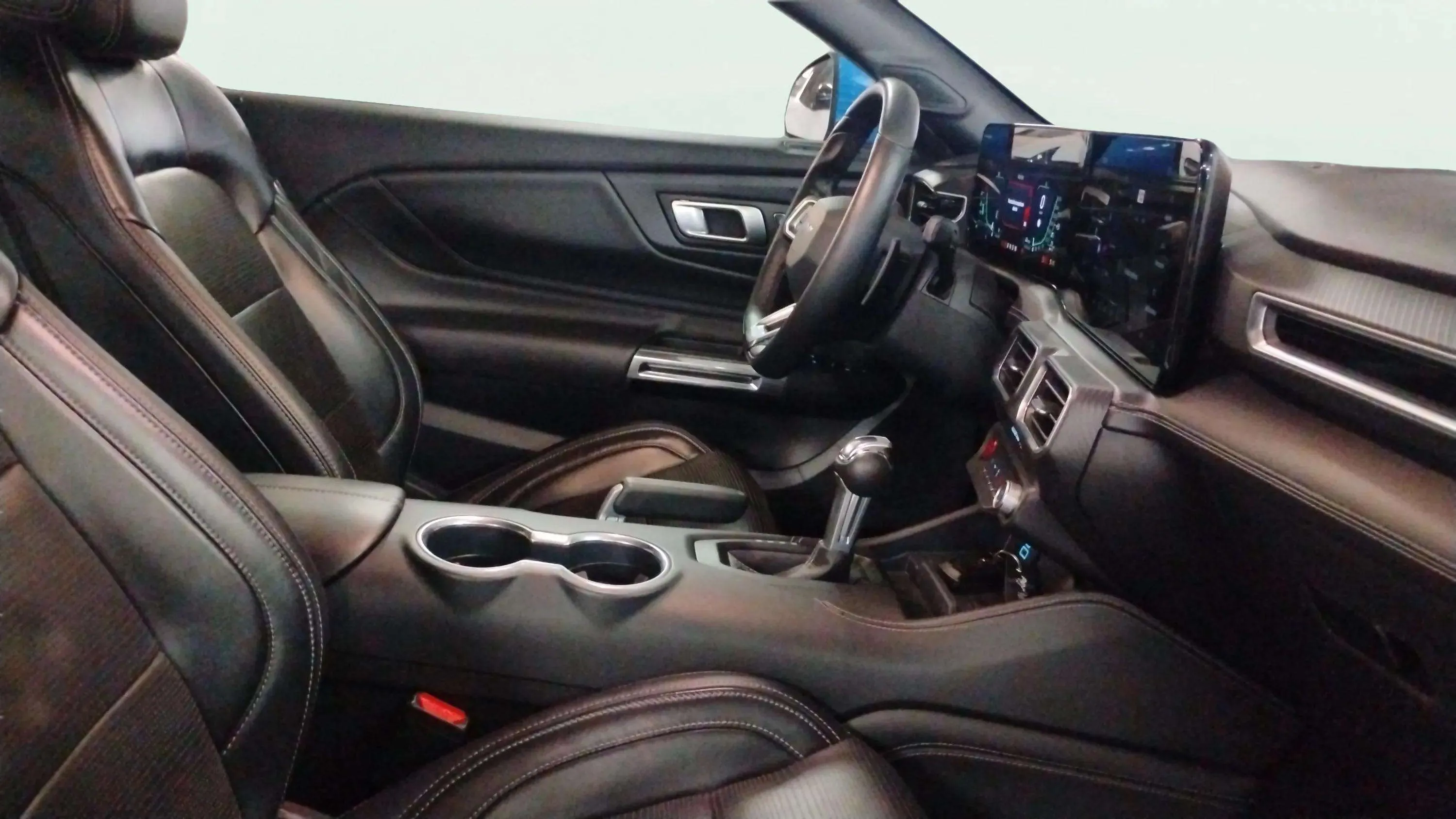 Ford Mustang 5.0 Ti-VCT V8 Mustang GT (Fast.) - foto 16
