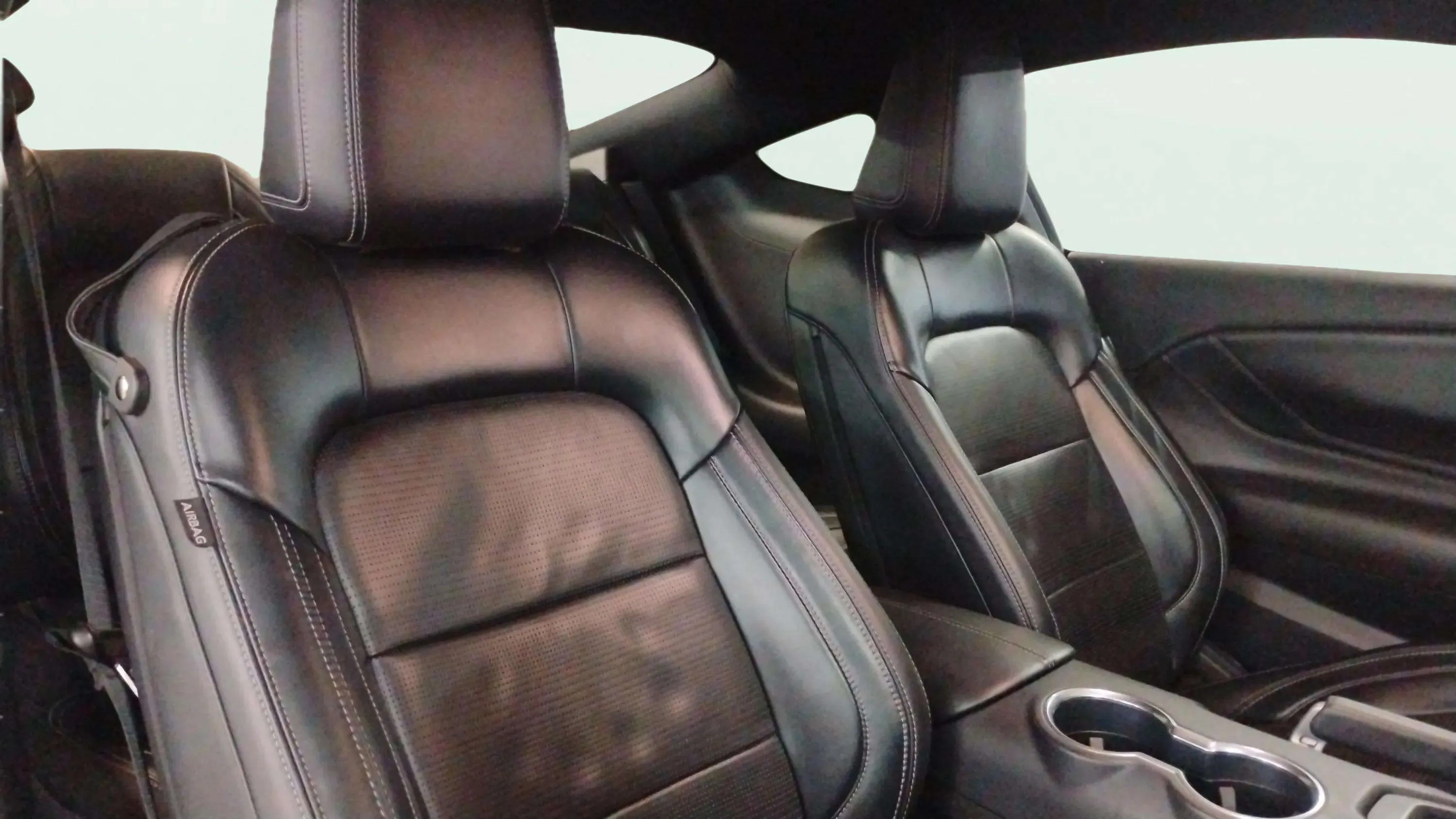 Ford Mustang 5.0 Ti-VCT V8 Mustang GT (Fast.) - foto 17