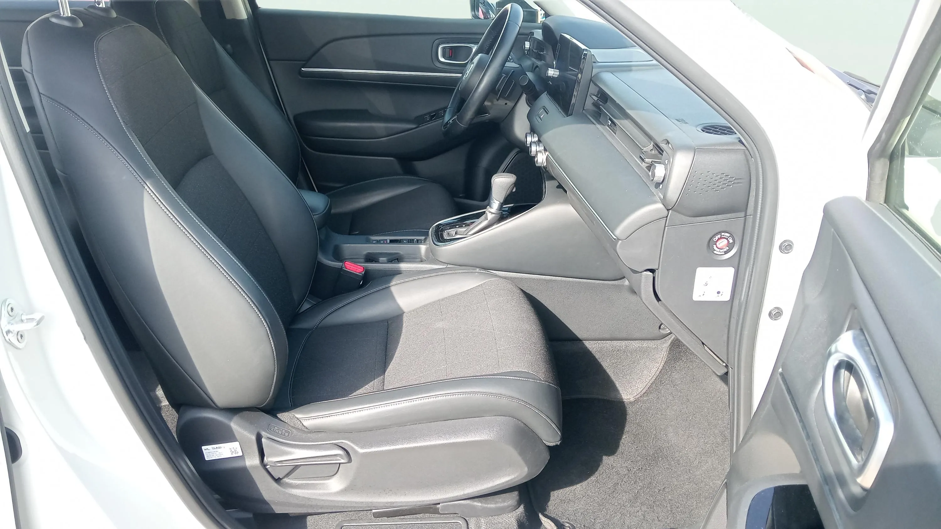 Honda HR-V 1.5 i-MMD Advance 4x2 - foto 18