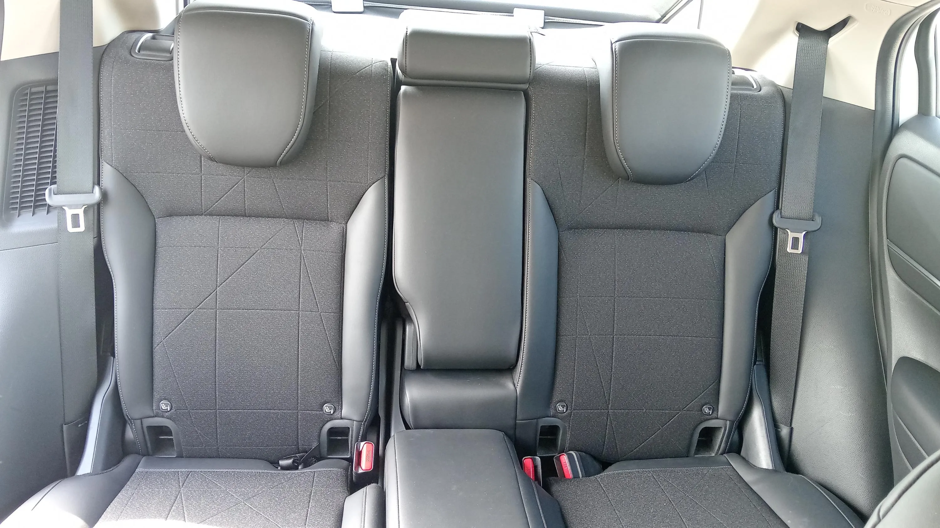 Honda HR-V 1.5 i-MMD Advance 4x2 - foto 19