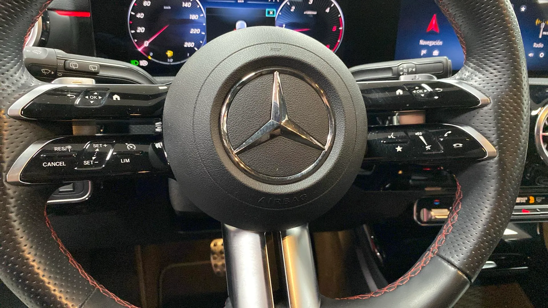 Mercedes-Benz Clase A A 200 d - foto 8