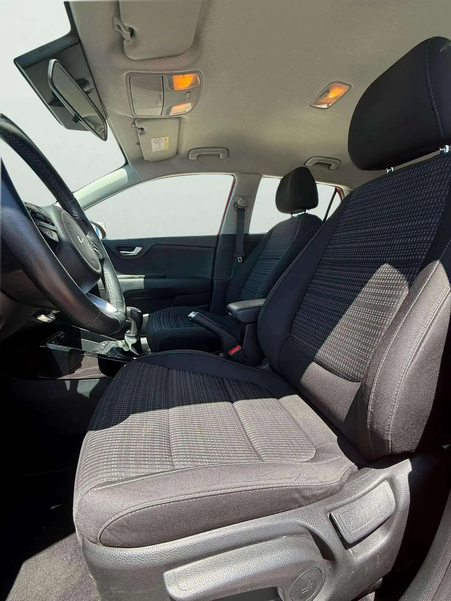 Kia Stonic 1.0 T-GDi MHEV Drive - foto 27