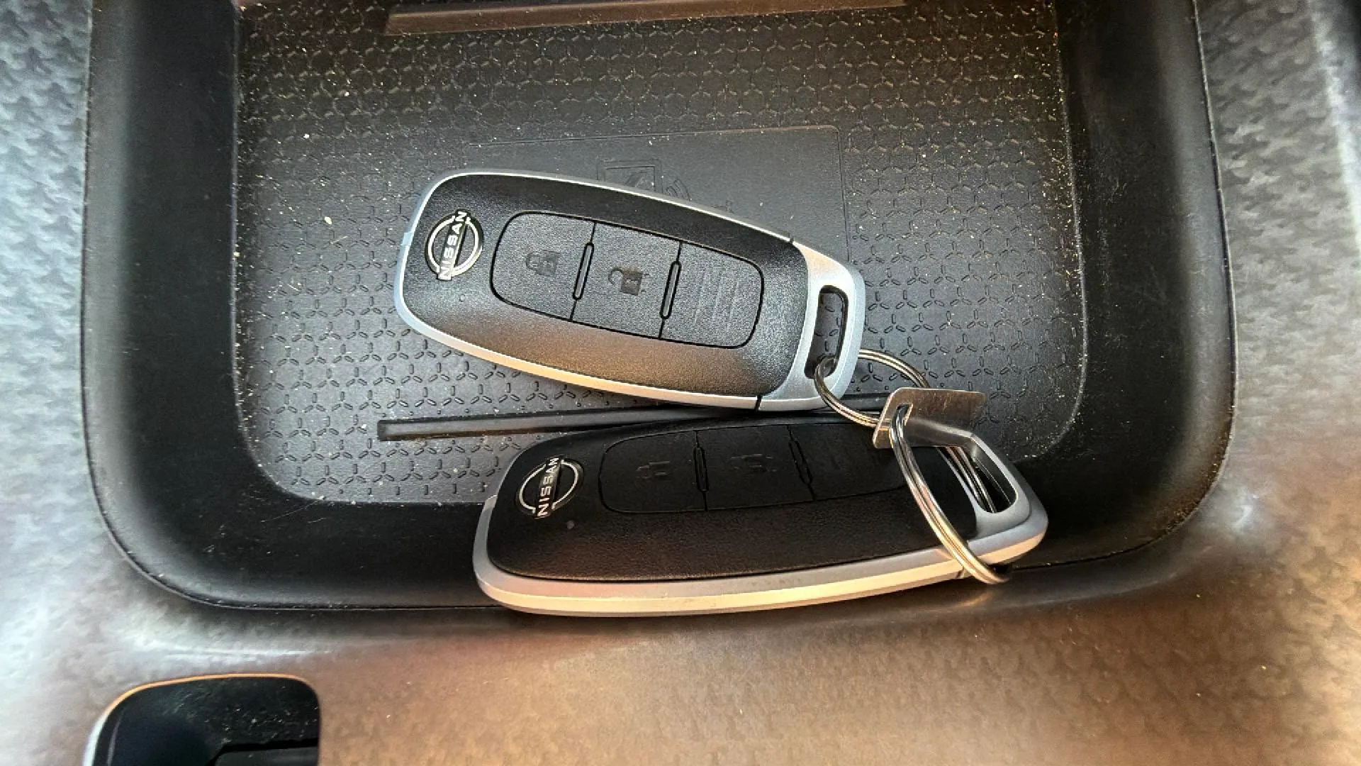 Nissan Qashqai DIG-T CVT N-Connecta - foto 22