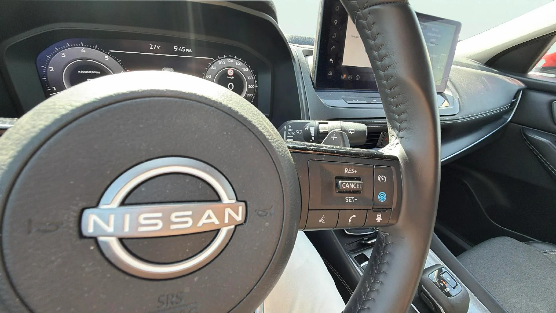Nissan Qashqai DIG-T CVT N-Connecta - foto 24