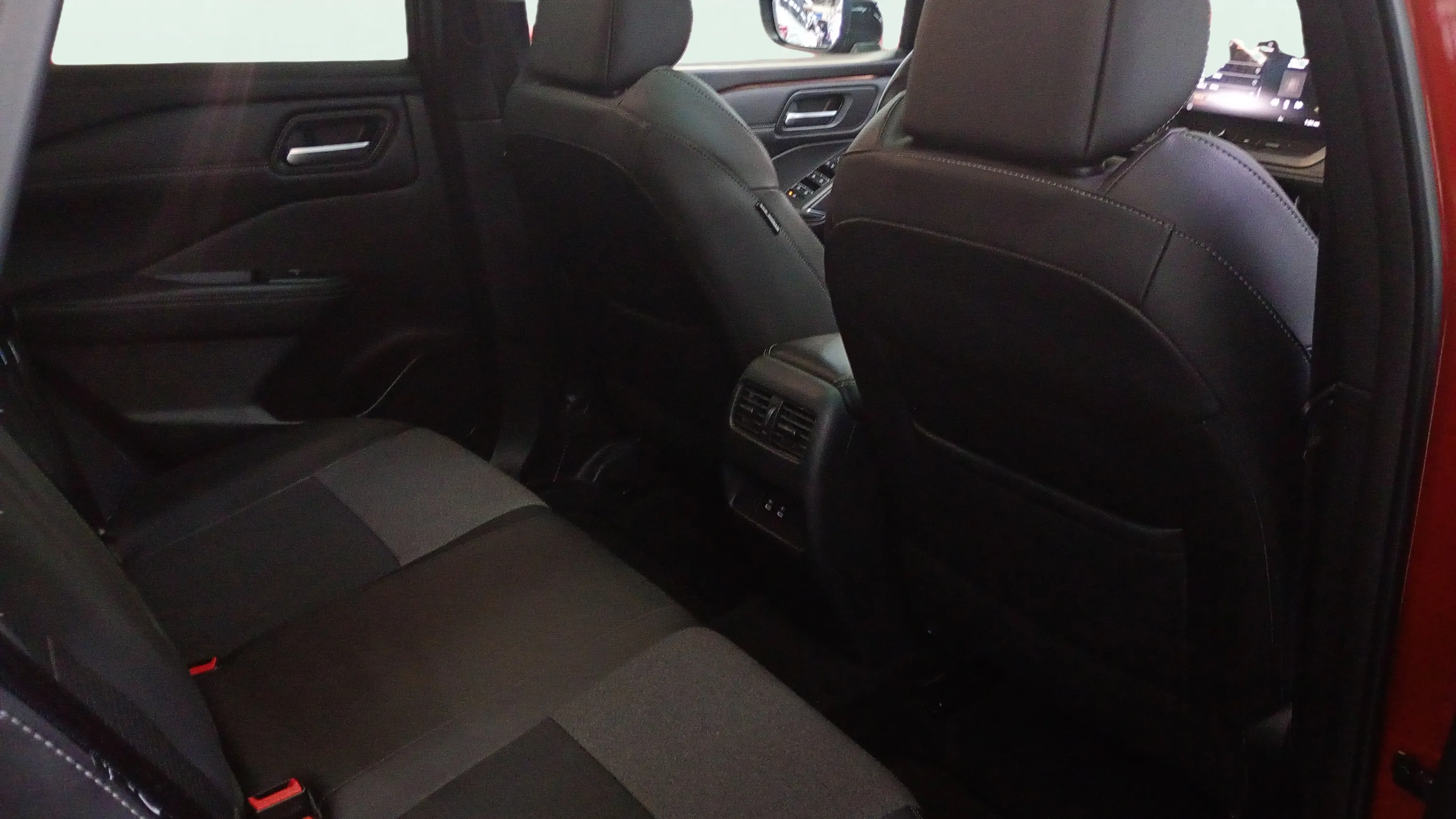 Nissan Qashqai DIG-T N-Connecta - foto 11