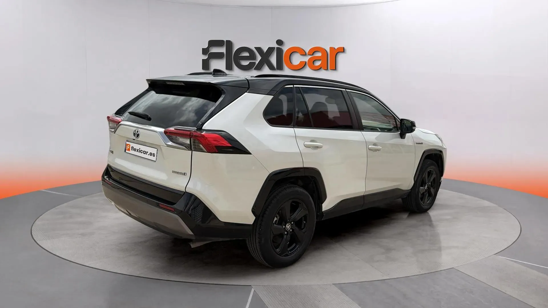 Toyota RAV4 2.5l 220H Feel! - foto 7