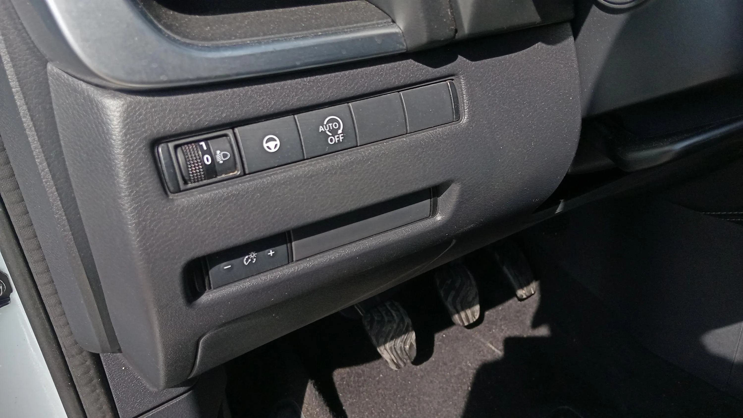 Nissan Qashqai DIG-T N-Connecta - foto 20