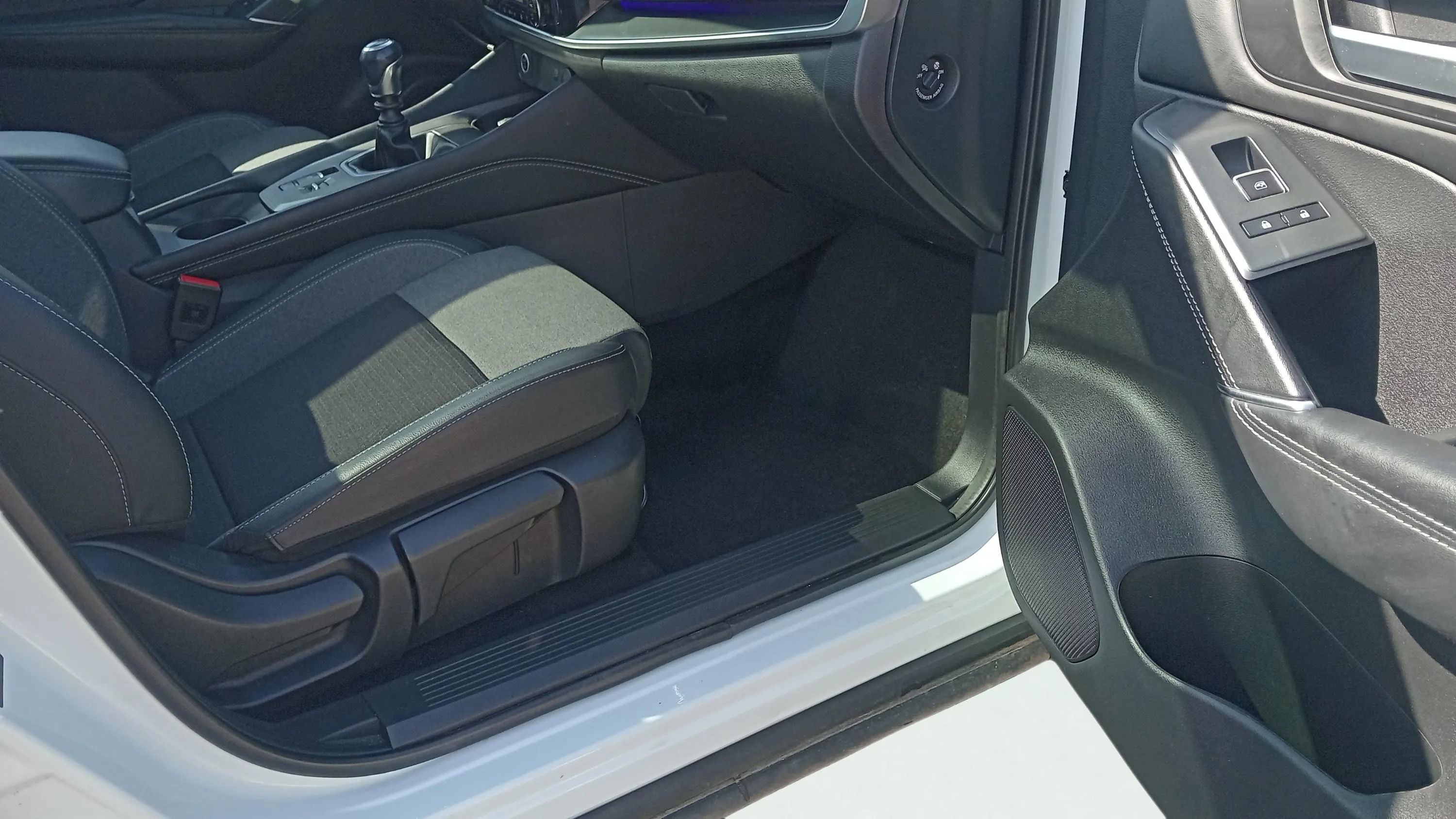 Nissan Qashqai DIG-T N-Connecta - foto 16