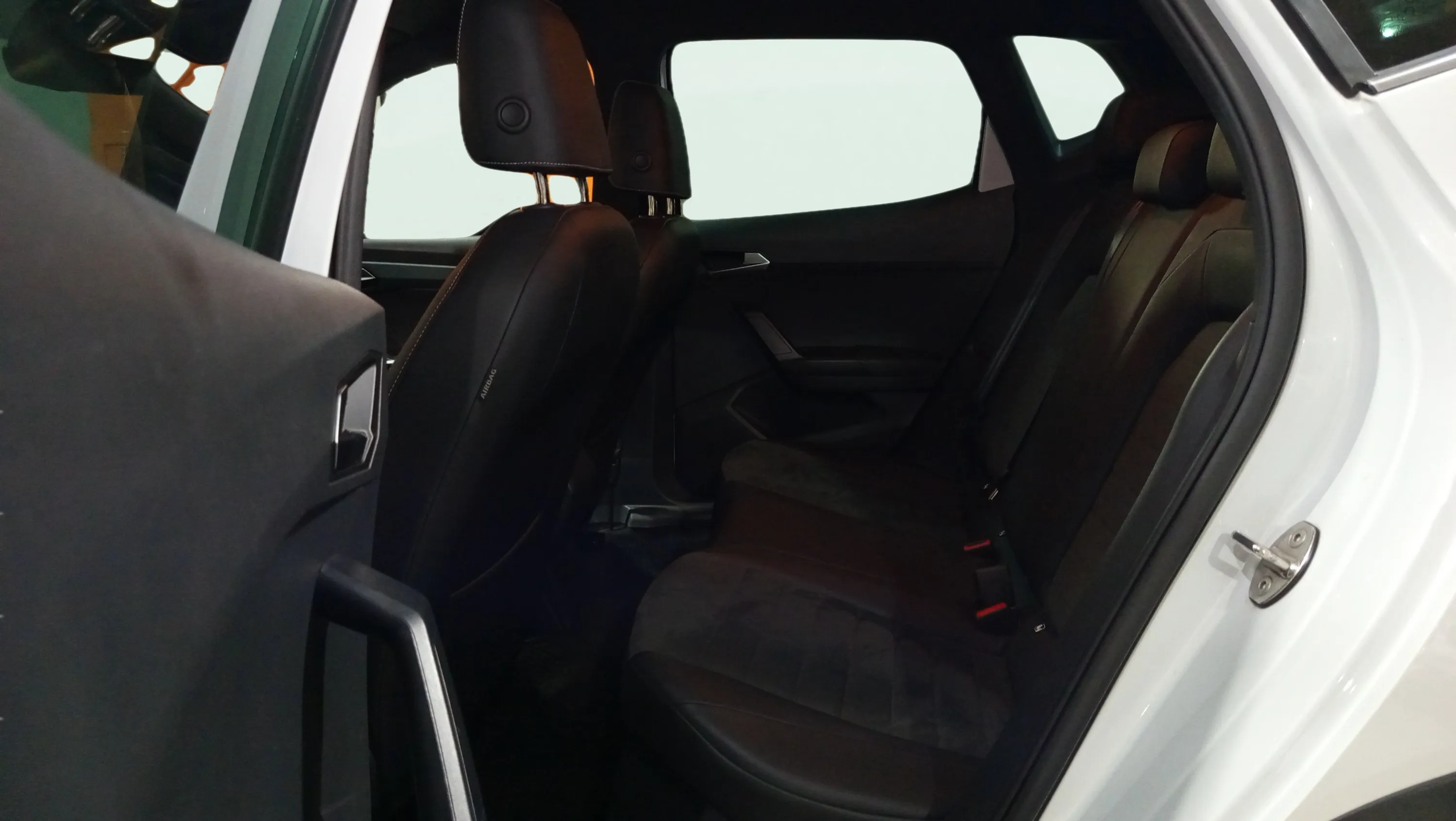 SEAT Arona 1.5 TSI DSG FR Special Ed - foto 25