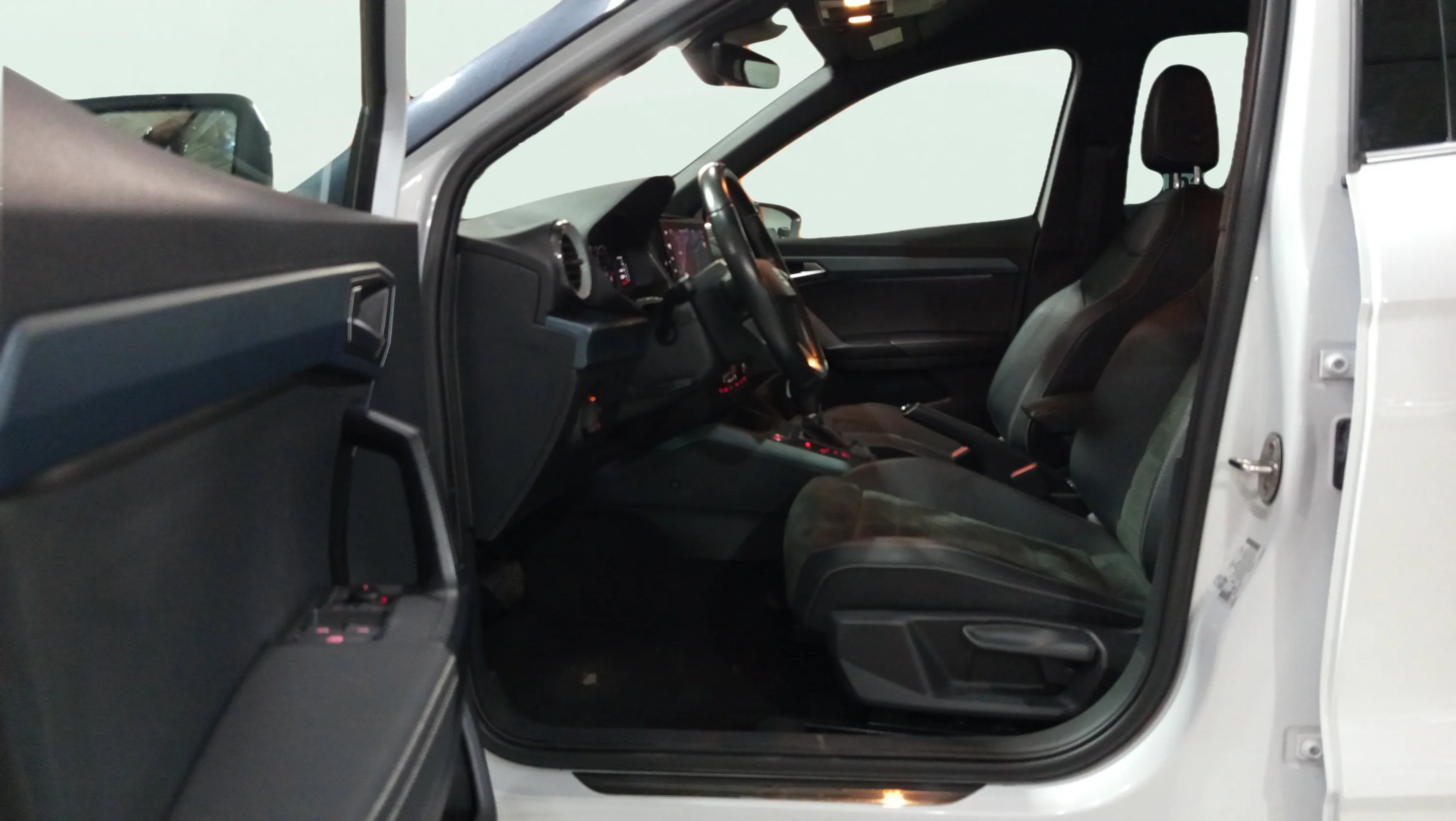 SEAT Arona 1.5 TSI DSG FR Special Ed - foto 23