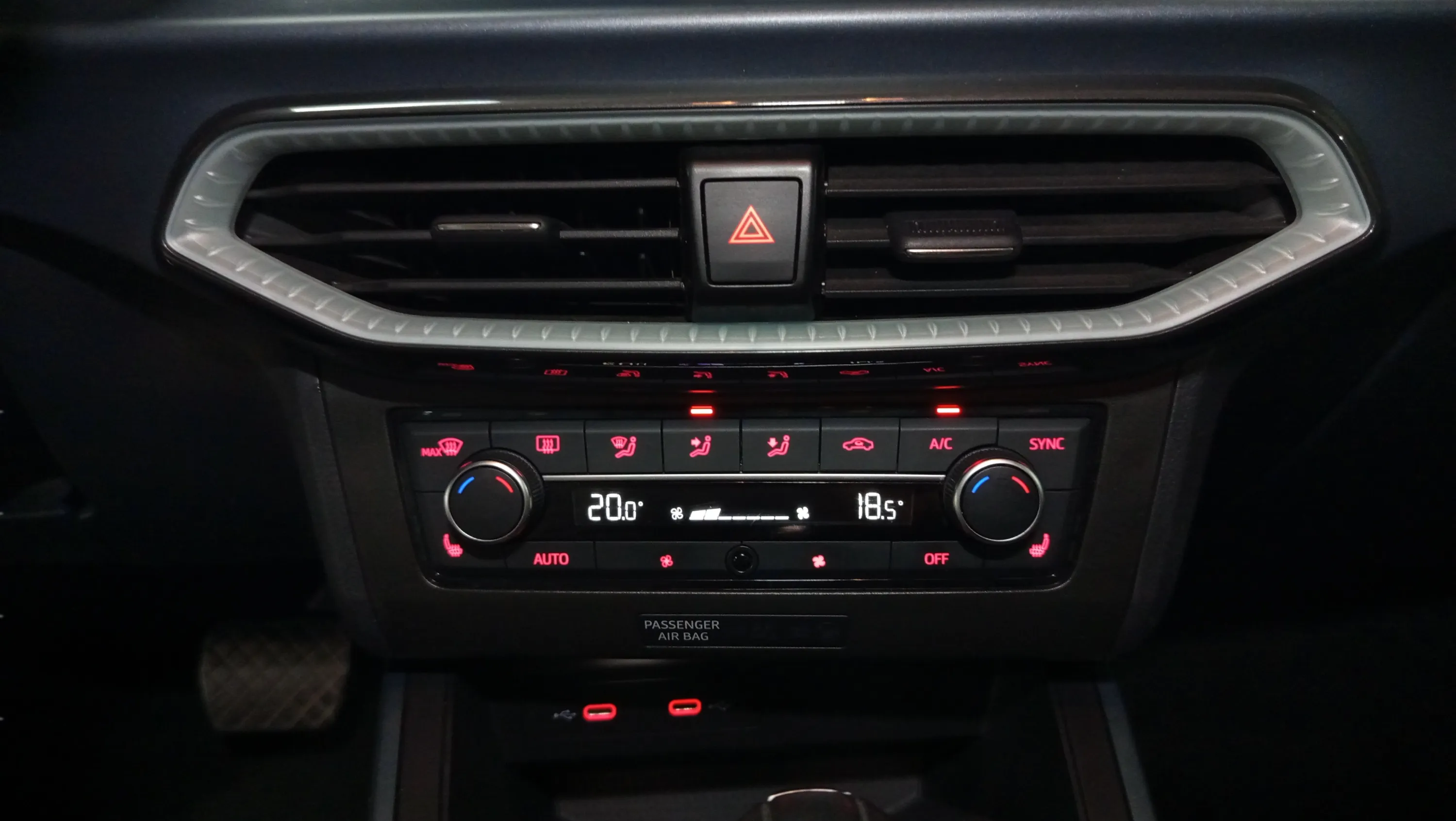 SEAT Arona 1.5 TSI DSG FR Special Ed - foto 18