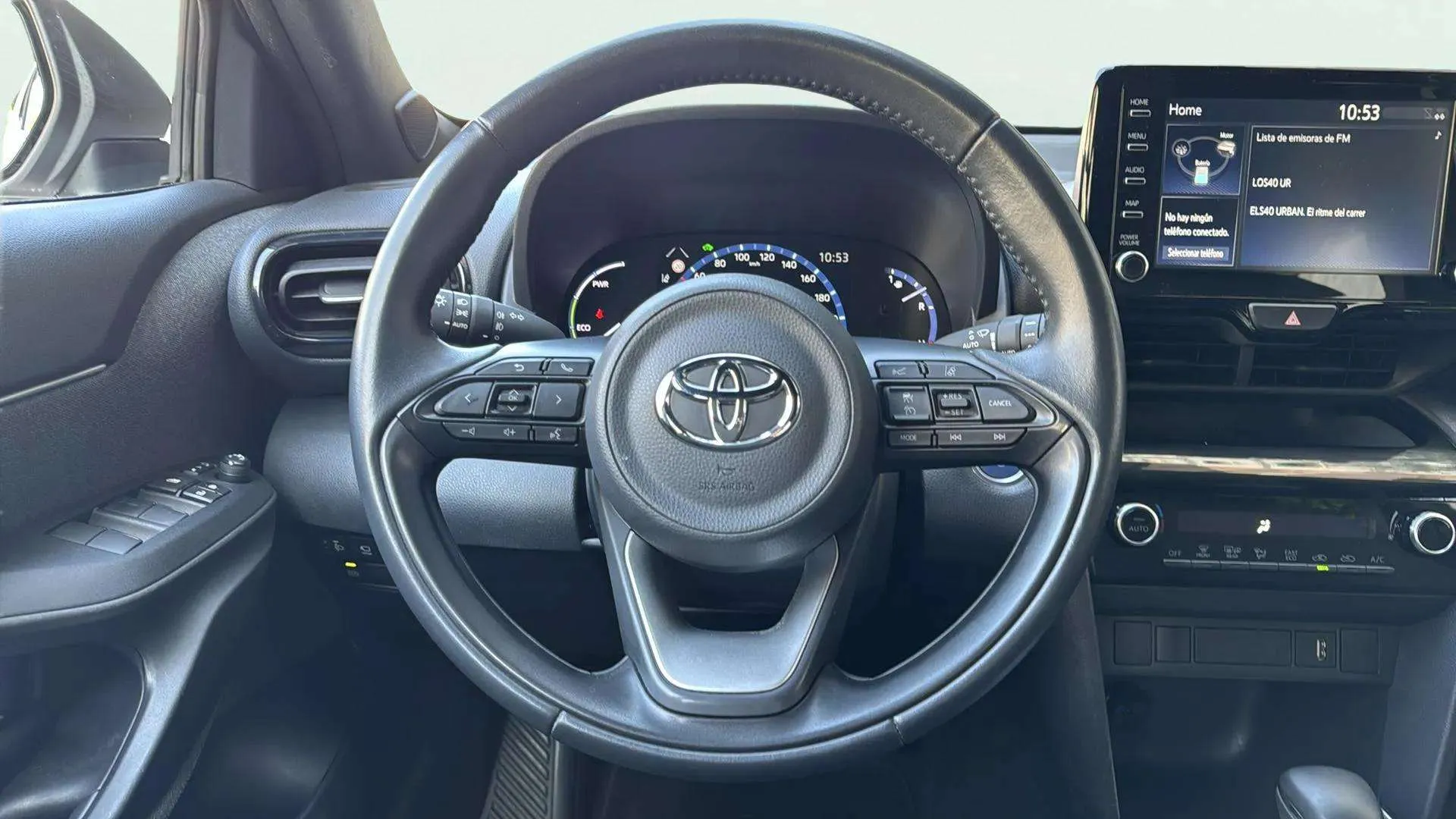 Toyota Yaris Cross 1.5 120H Adventure - foto 11
