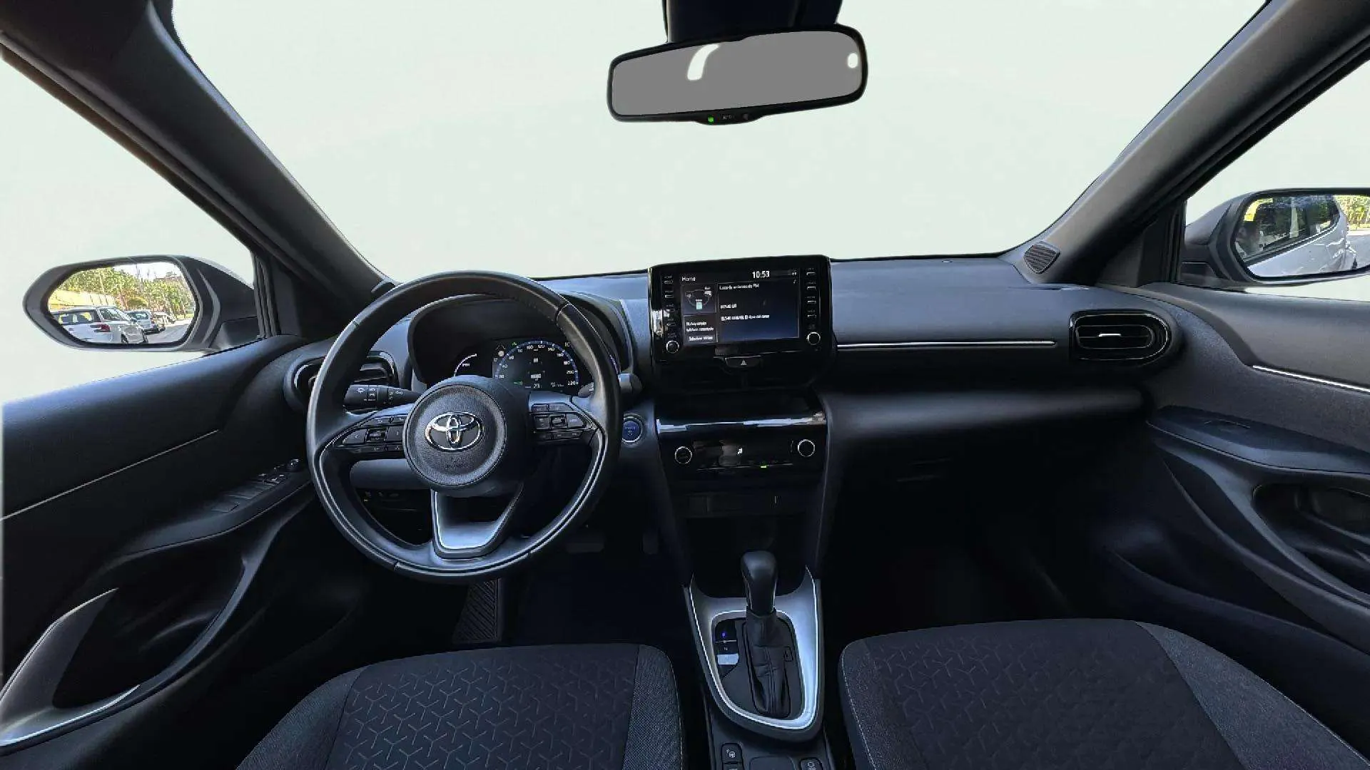 Toyota Yaris Cross 1.5 120H Adventure - foto 9