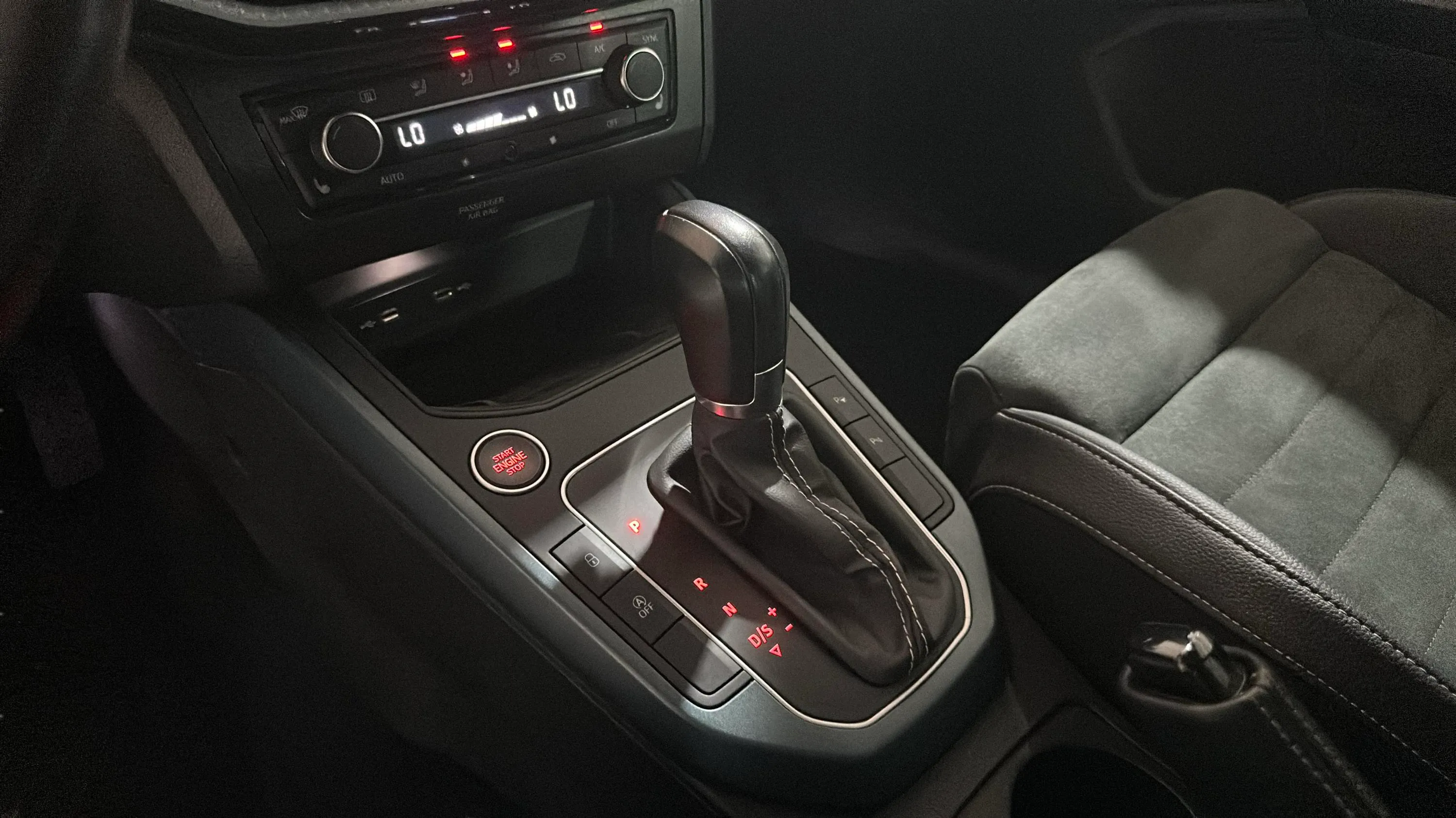 SEAT Arona 1.5 TSI DSG FR Special Ed - foto 16