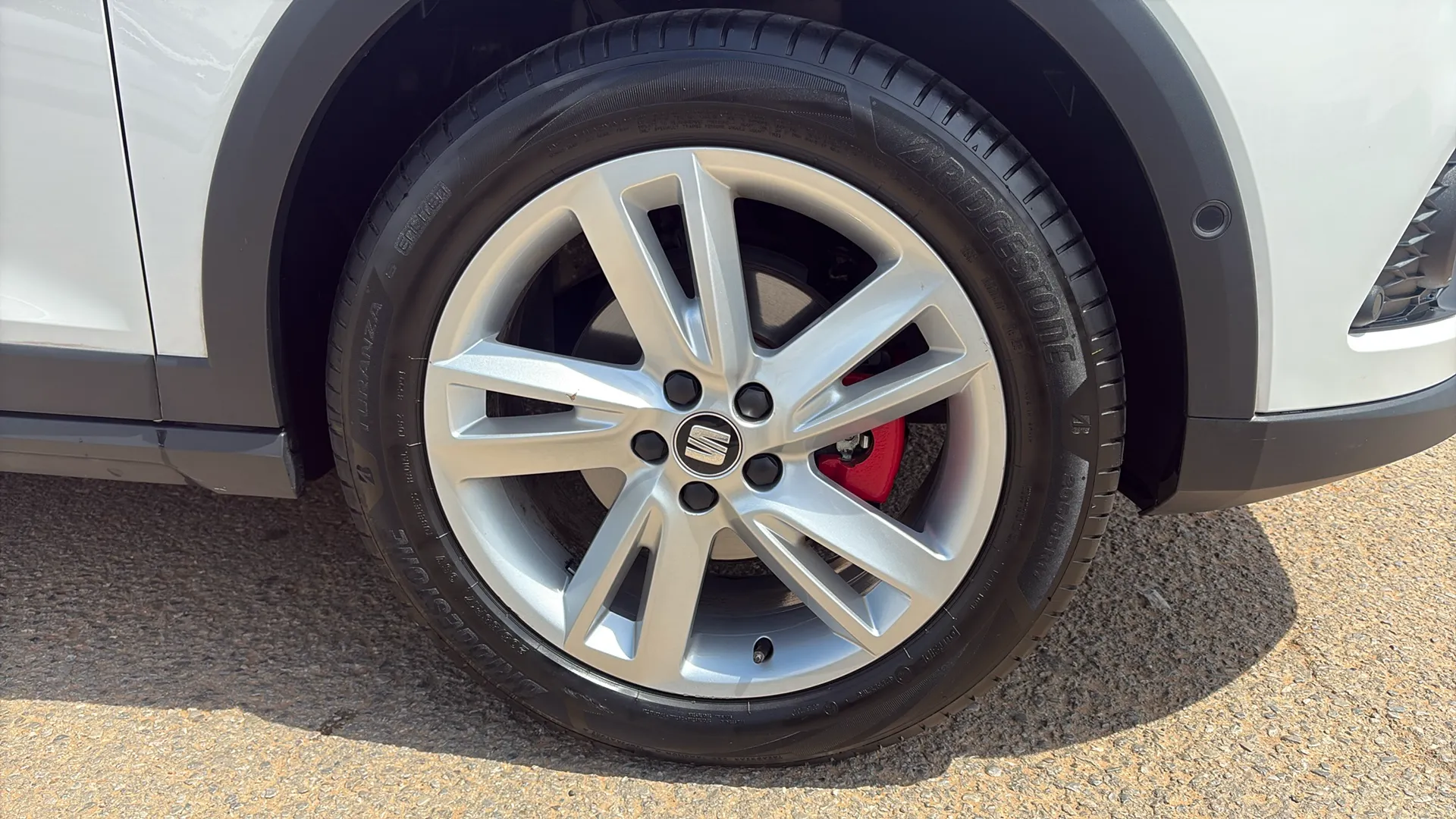 SEAT Arona 1.0 TSI FR - foto 21