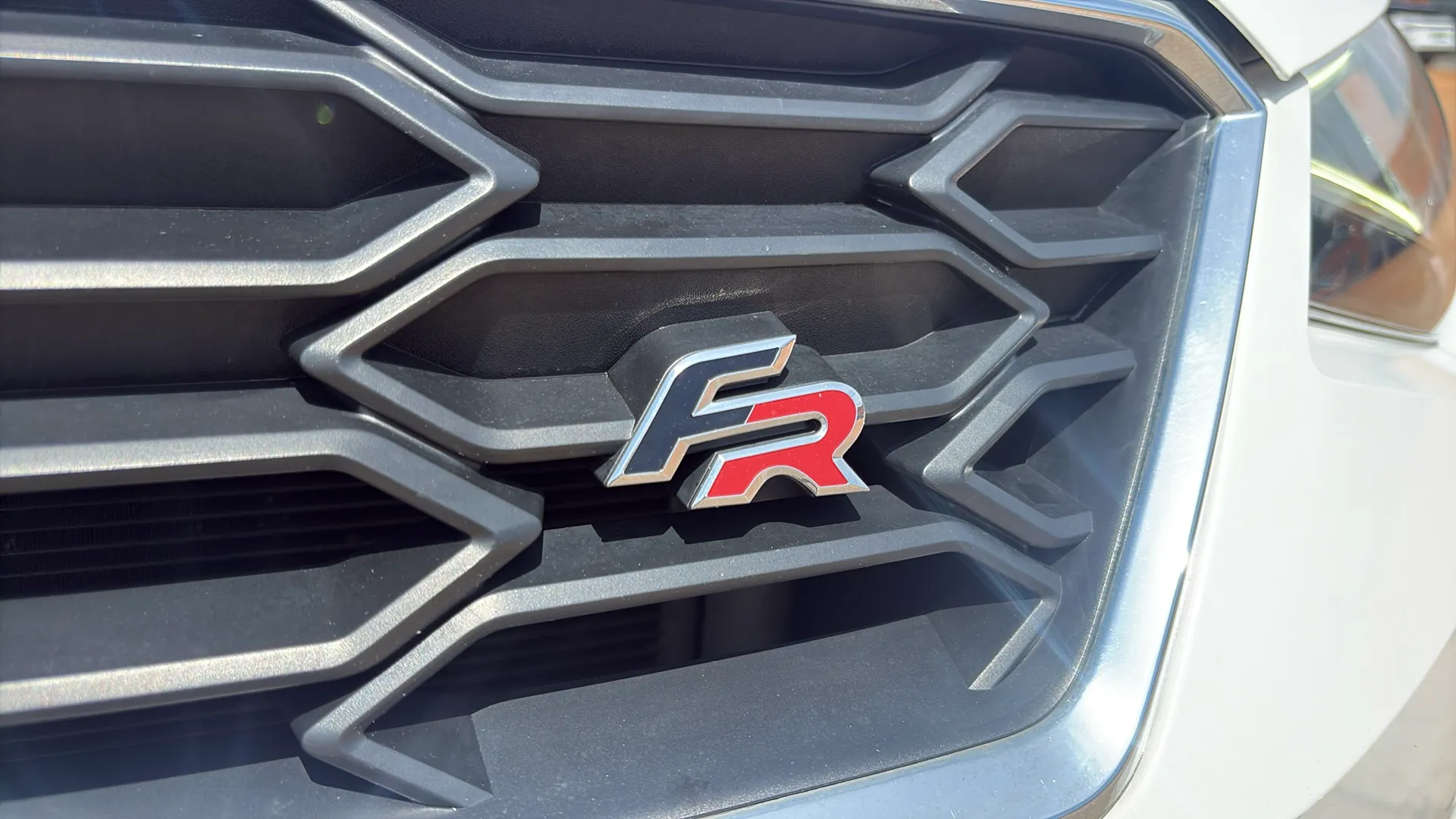 SEAT Arona 1.0 TSI FR - foto 22