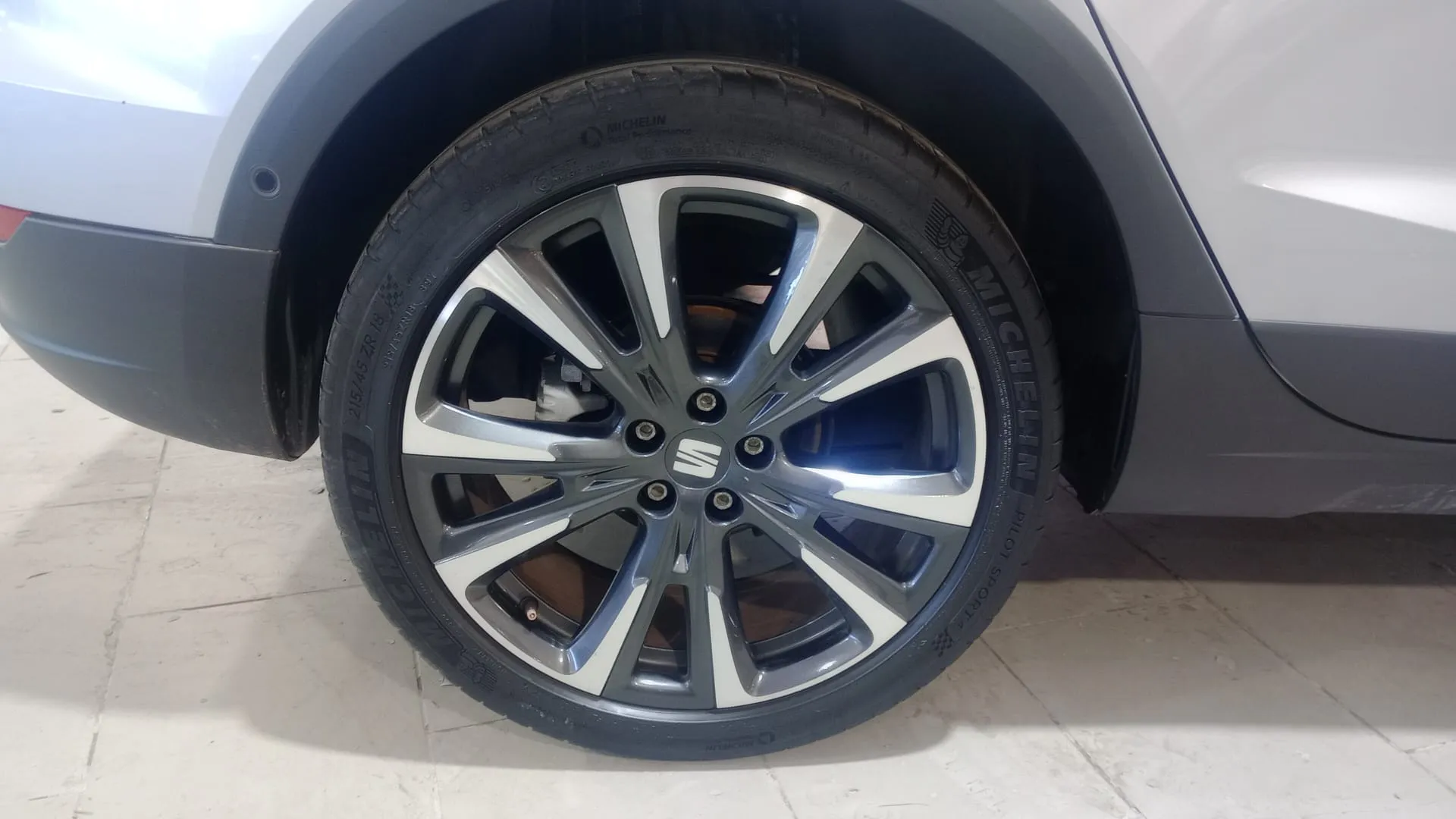 SEAT Arona 1.5 TSI DSG FR Limited Ed - foto 18