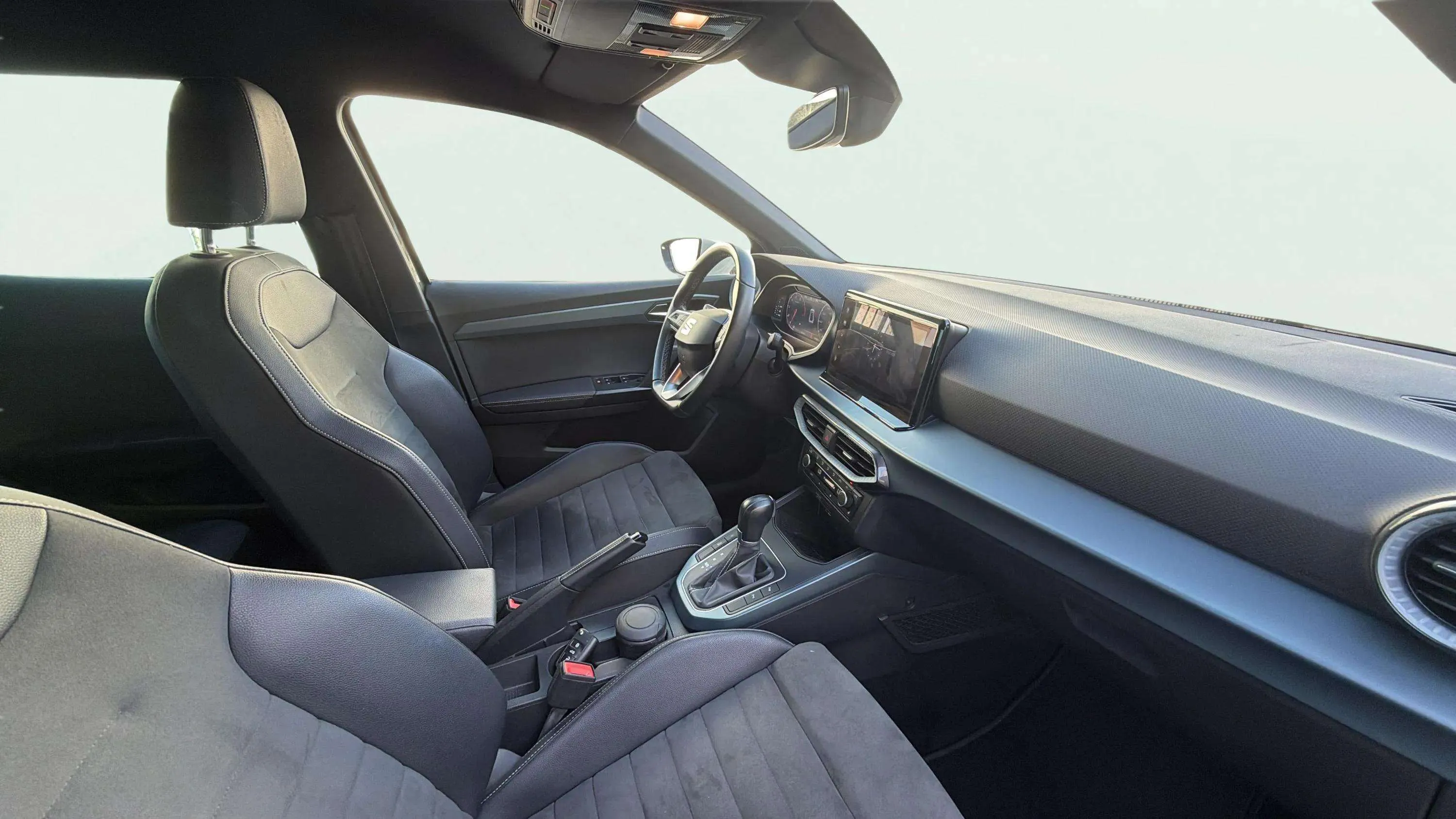 SEAT Arona 1.5 TSI DSG FR Special Ed - foto 17