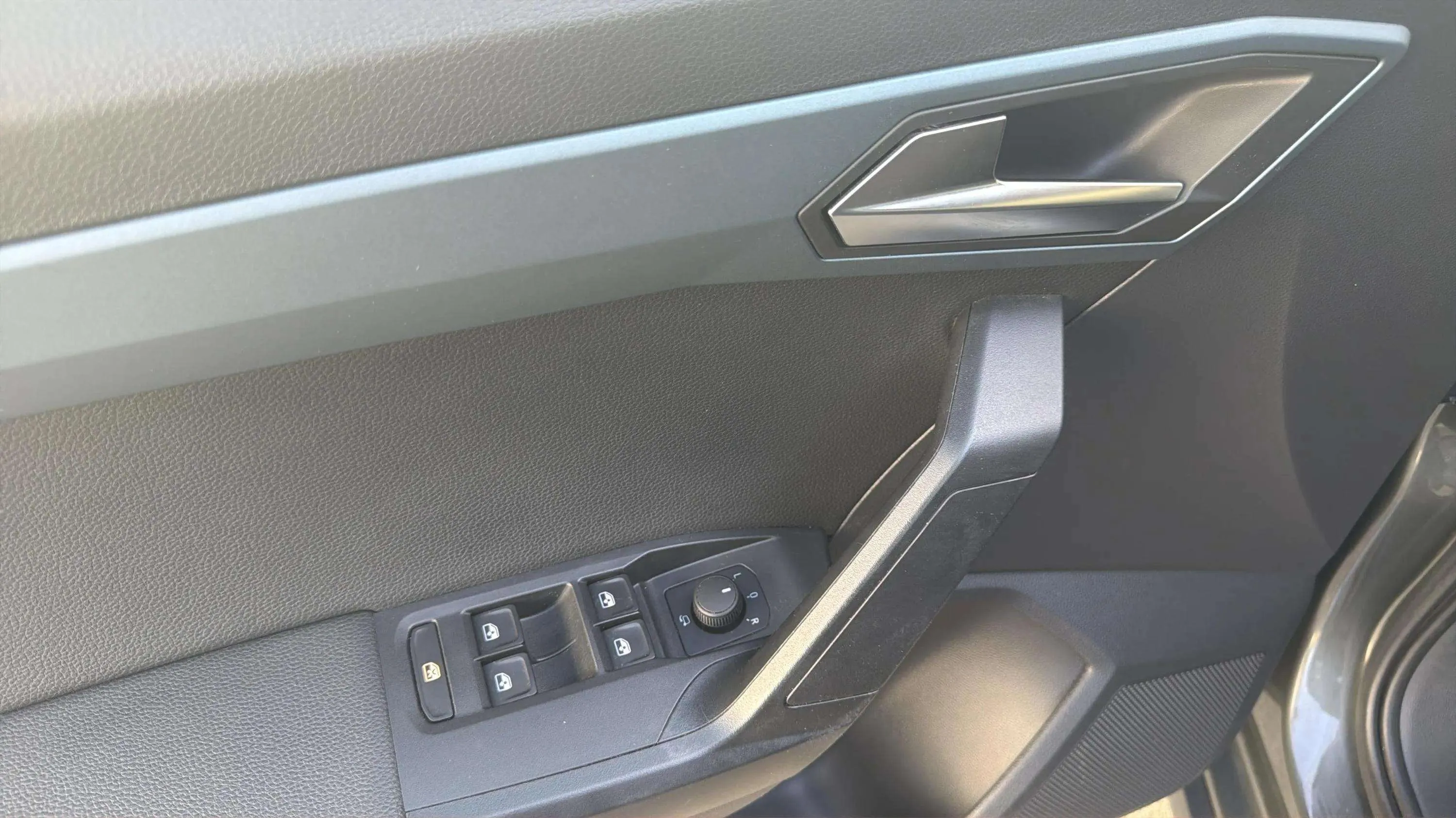 SEAT Arona 1.5 TSI DSG FR Special Ed - foto 18