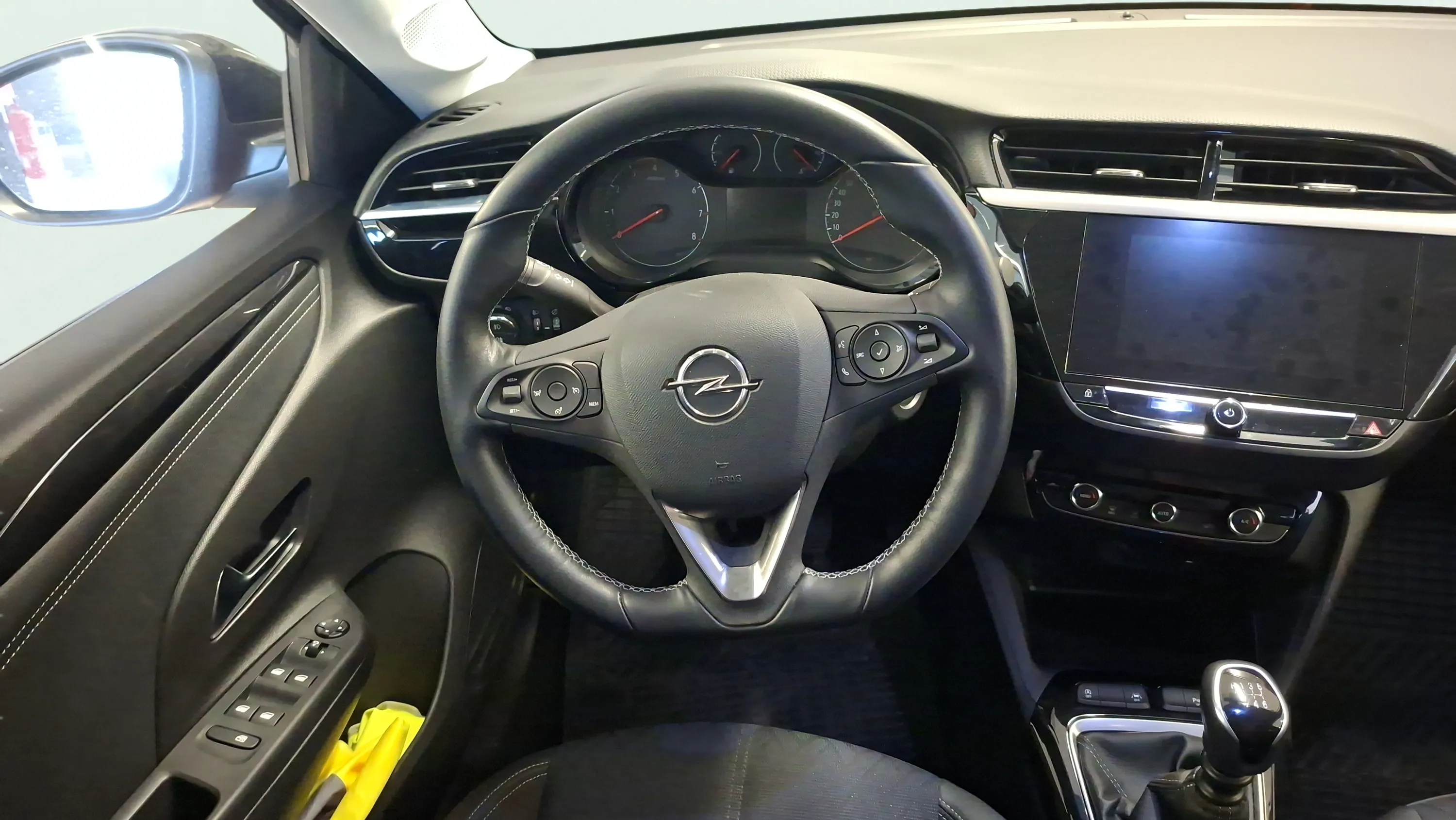 Opel Corsa 1.2T XHL Elegance - foto 8