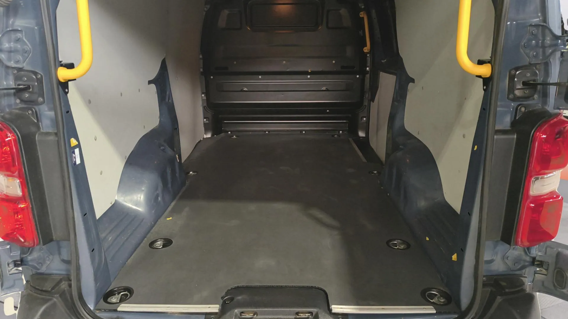 Citroën Jumpy Furgón Talla XL Club 1.5 BlueHDi - foto 21