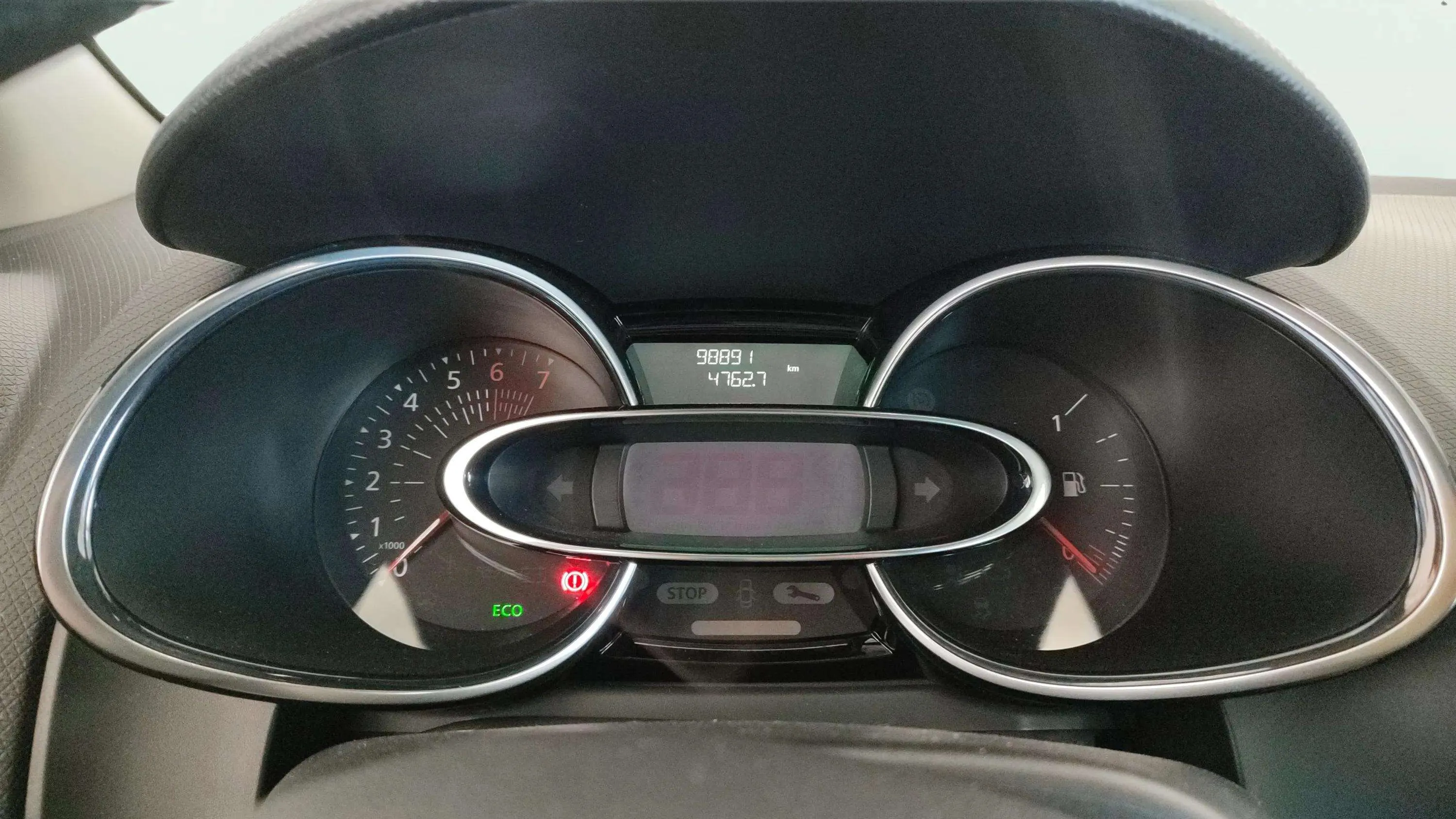 Renault Clio Zen TCe -18 - foto 7
