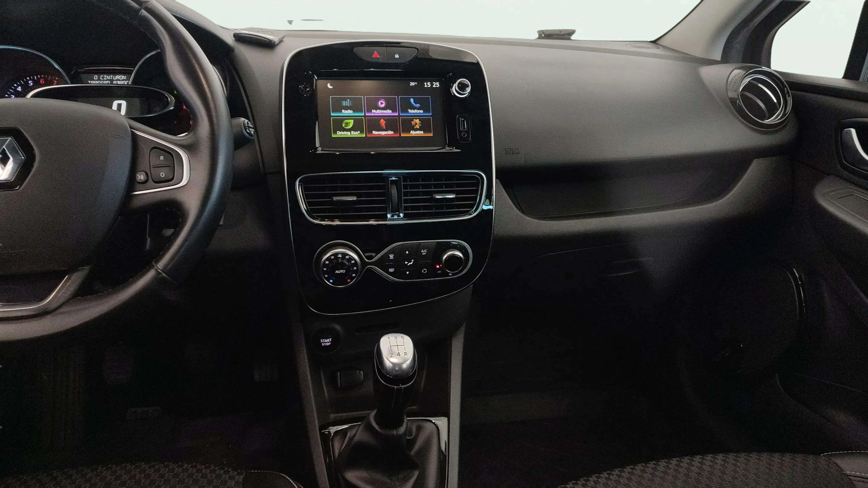 Renault Clio Zen TCe -18 - foto 9