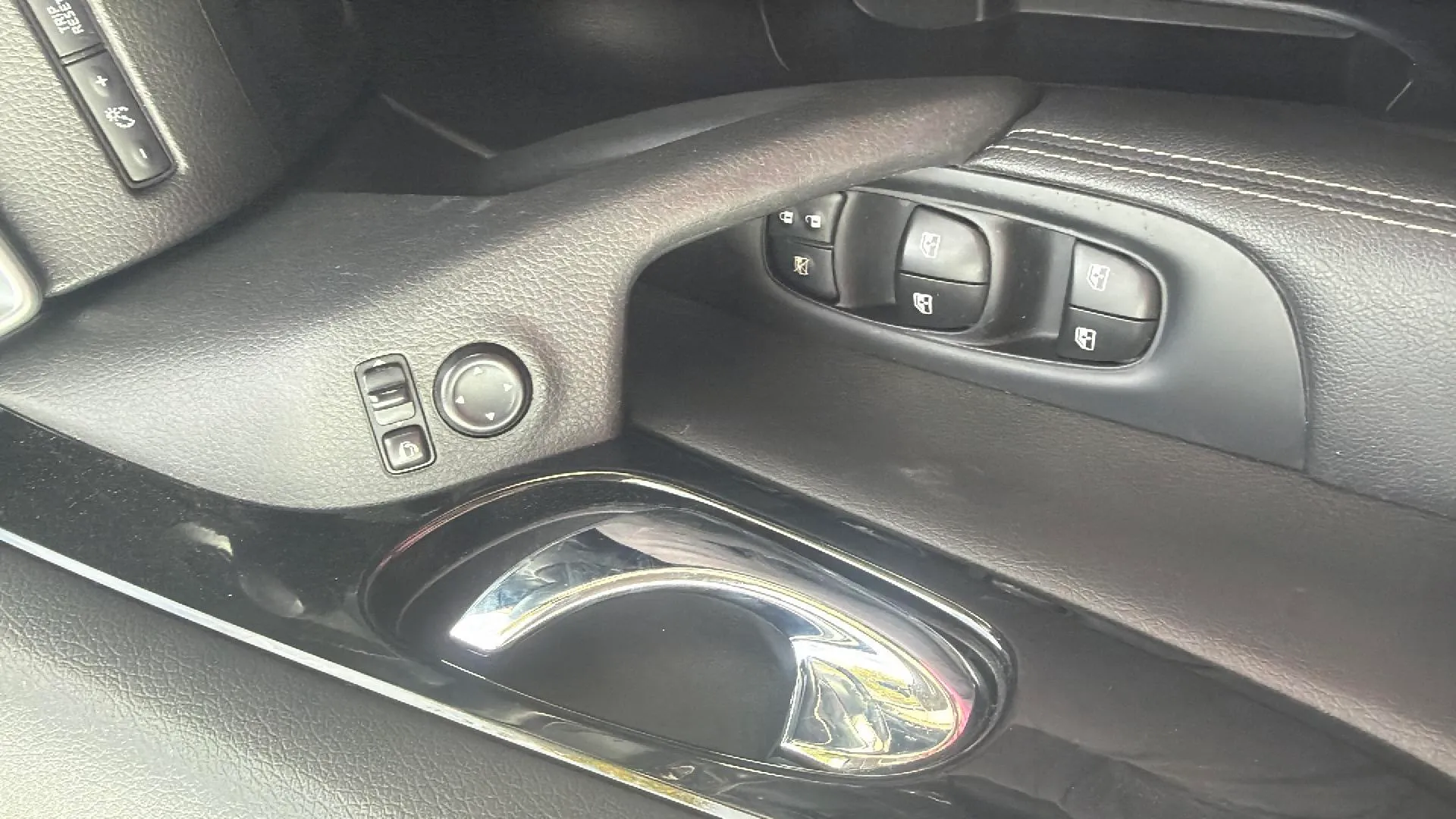 Nissan Qashqai DIG-T E6D N-Connecta - foto 18