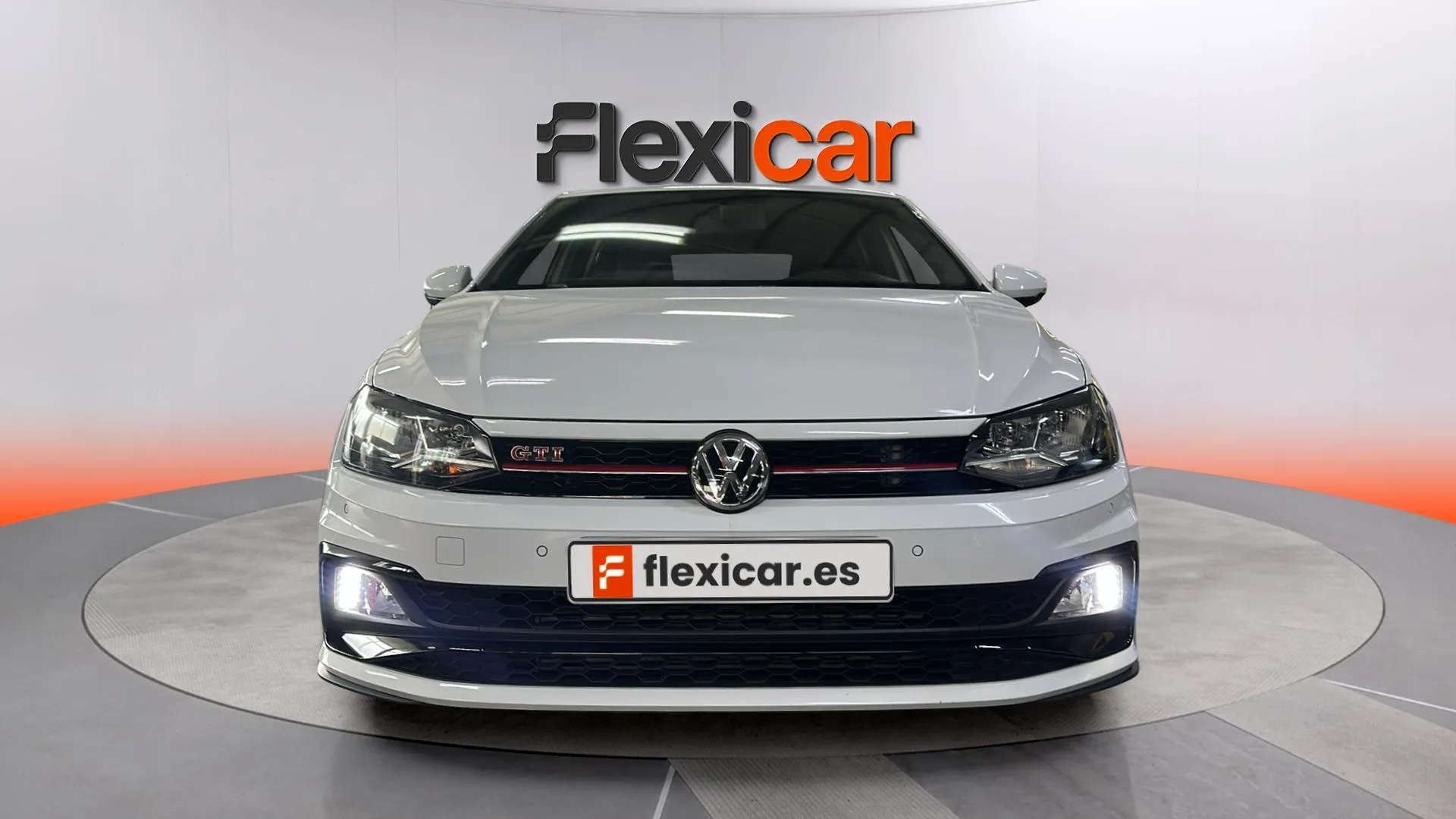 Volkswagen Polo GTI 2.0 TSI DSG - foto 2