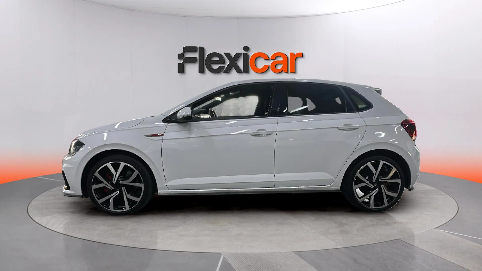 Volkswagen Polo GTI 2.0 TSI DSG - foto 5