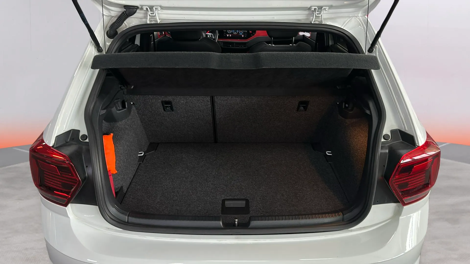 Volkswagen Polo GTI 2.0 TSI DSG - foto 16